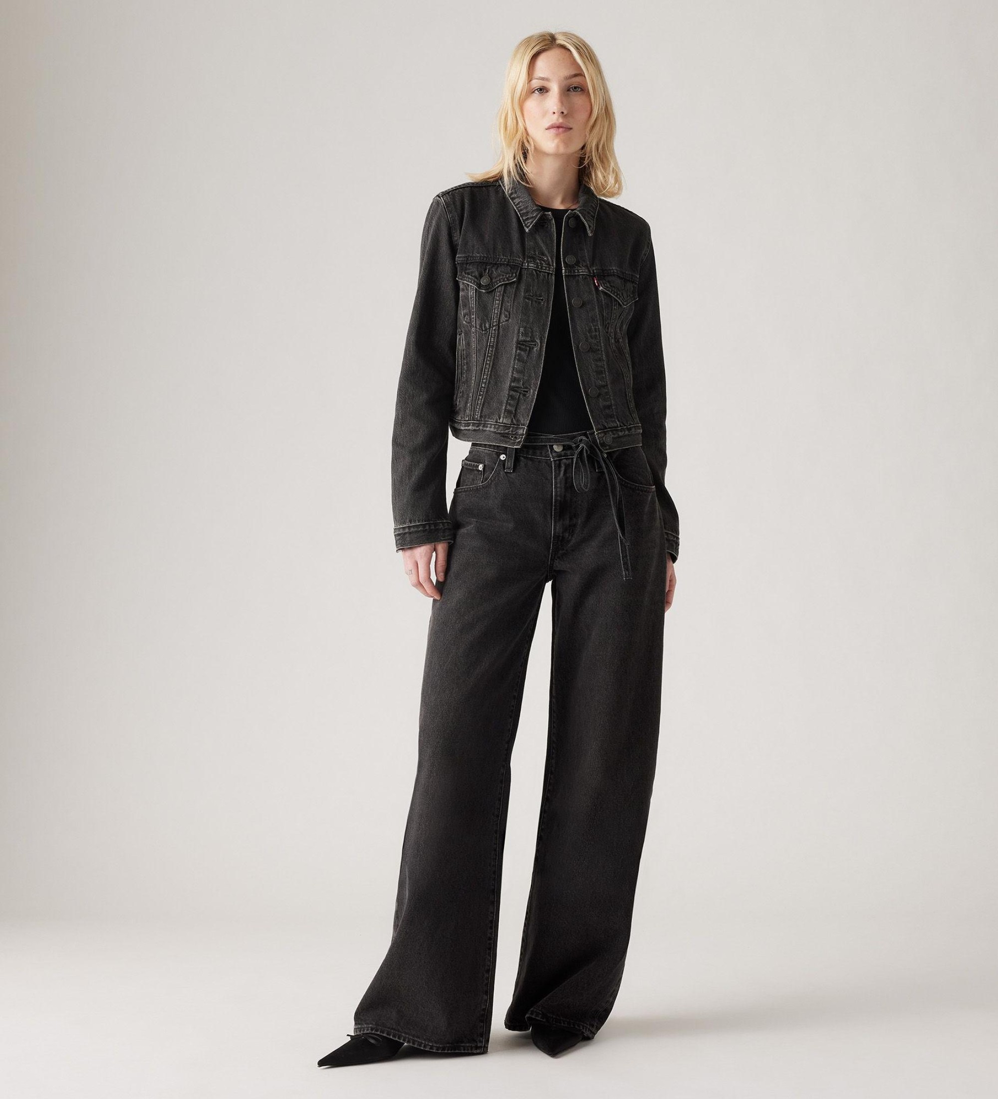 Levi's für Damen. A8701-0003 Jean XL Straight schwarz (29/33), Lässig, Baumwolle, Denim