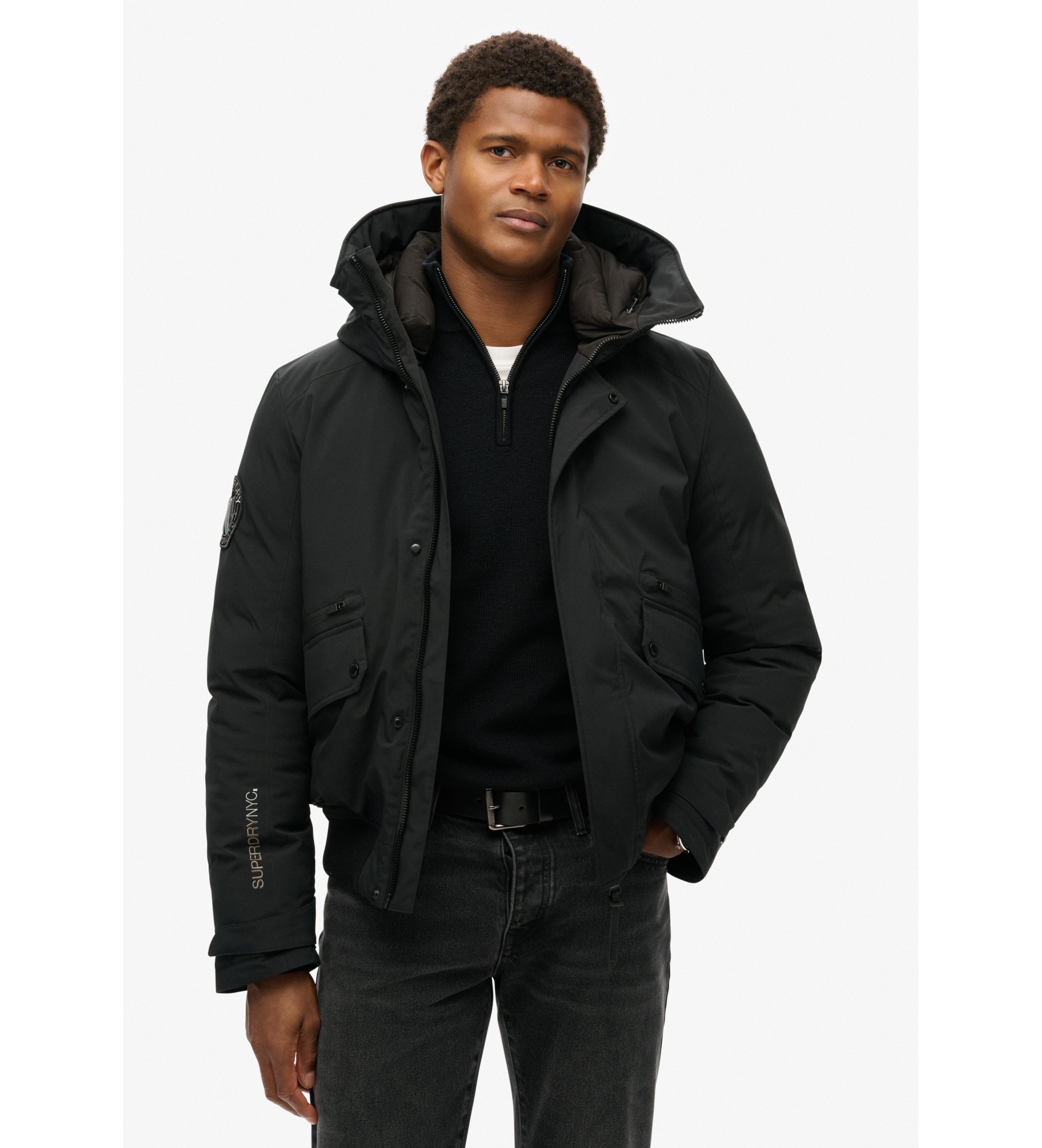 Superdry für Herren. M5011908A City gesteppte Bermuda-Jacke schwarz (M), Lässig, Recyceltes Polyester, Nachhaltig