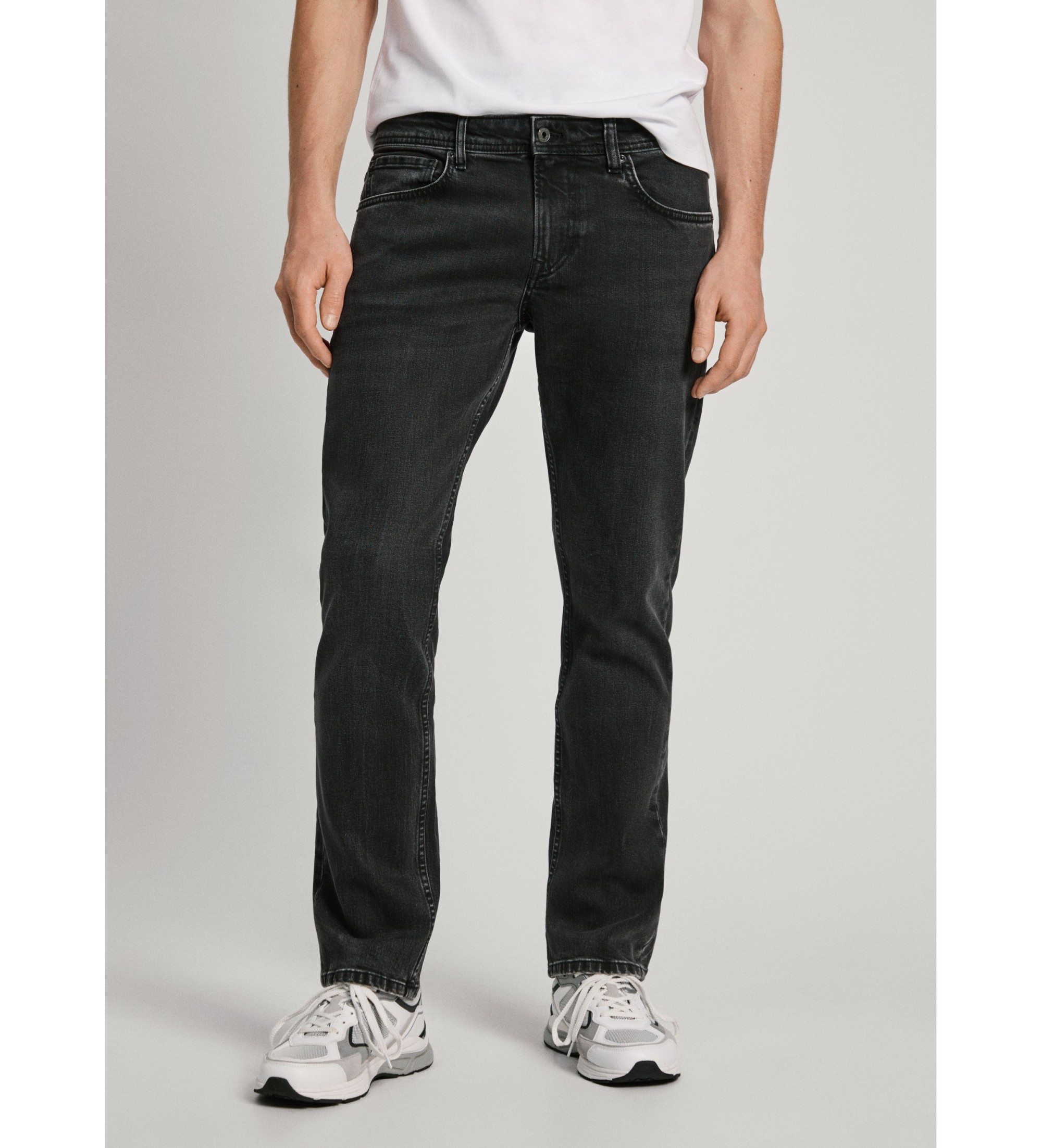 Pepe Jeans für Herren. PM207393XH5 Jeans Straight Cash schwarz (28/32), Lässig, Baumwolle, Denim, Nachhaltig