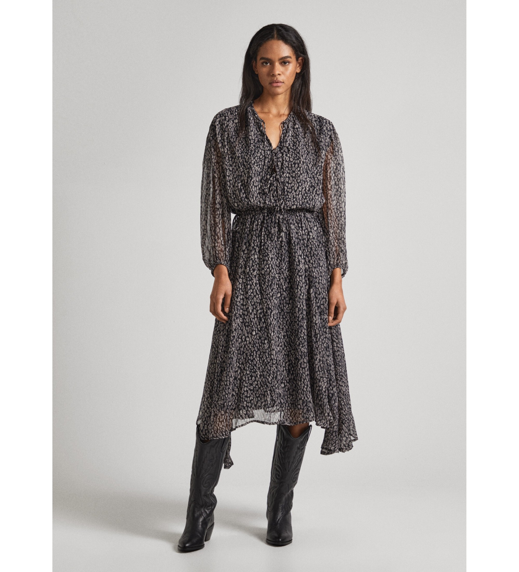 Pepe Jeans für Damen. PL953436 Alicia Schwarzes Kleid (M), Lässig, Polyester, Langarm