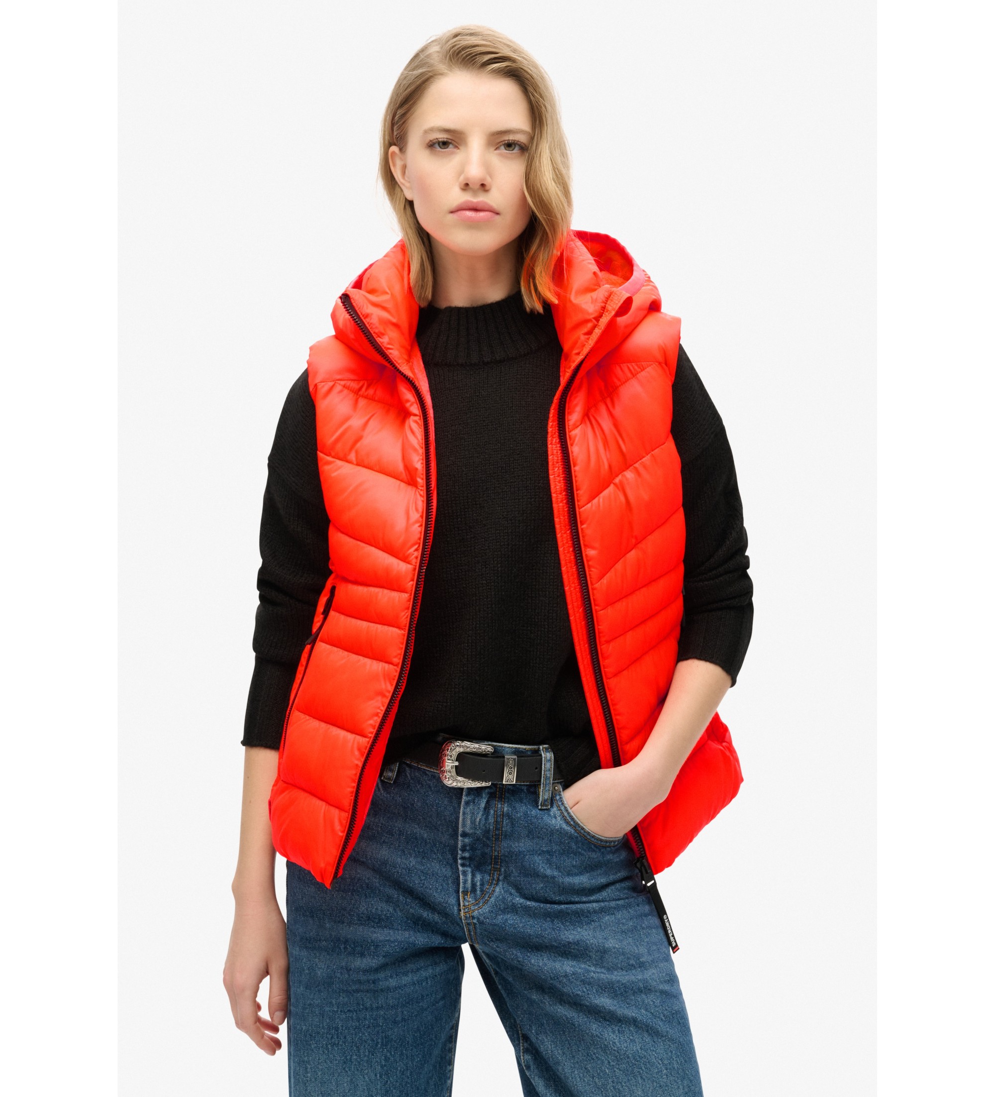 Superdry für Damen. W5011715A Gesteppte Kapuzenweste Fuji Quilt coral (S), Lässig, Polyester, Koralle