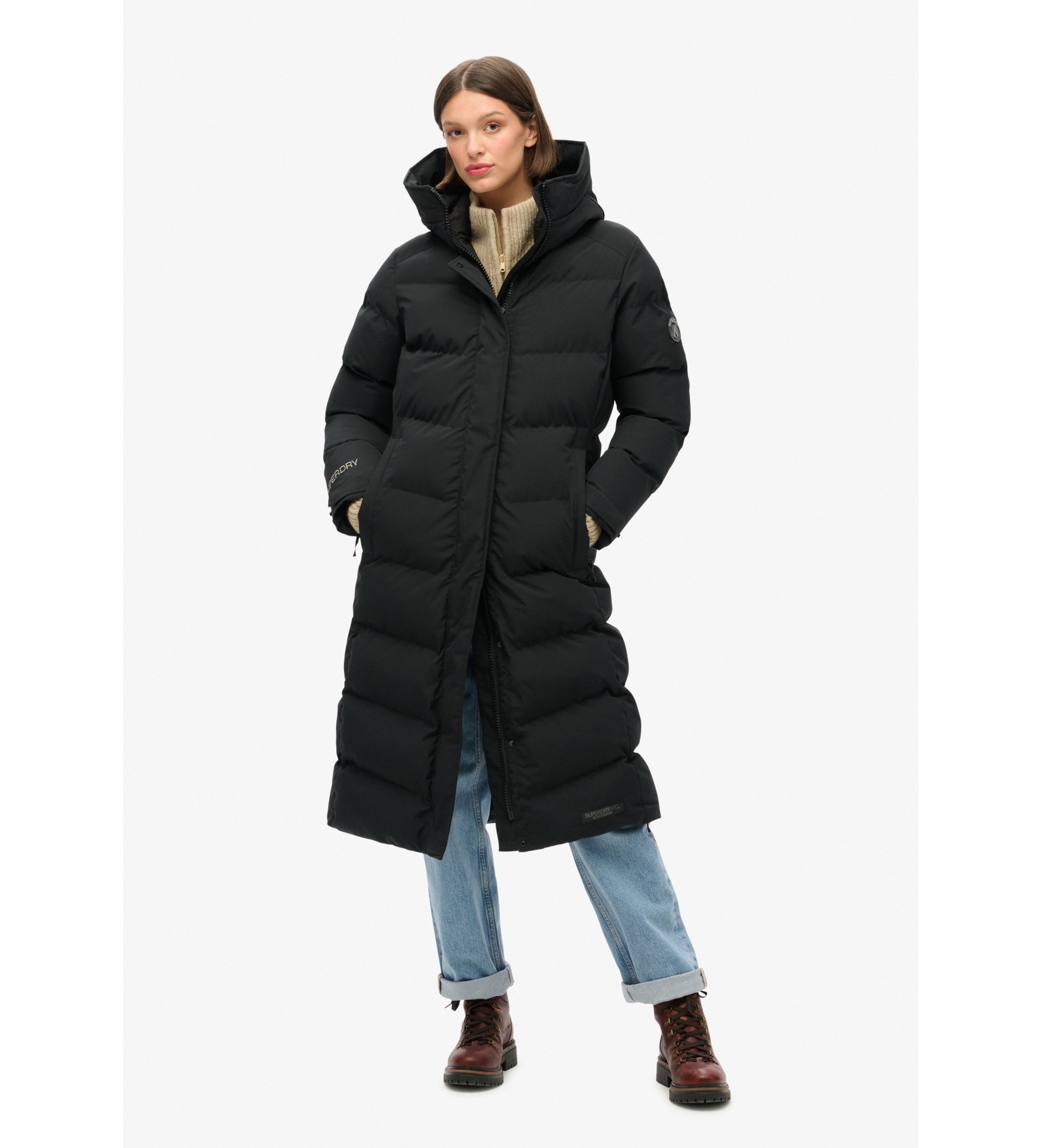 Superdry für Damen. W5011781A Langer Steppmantel City Chevron schwarz (XS), Lässig, Polyester