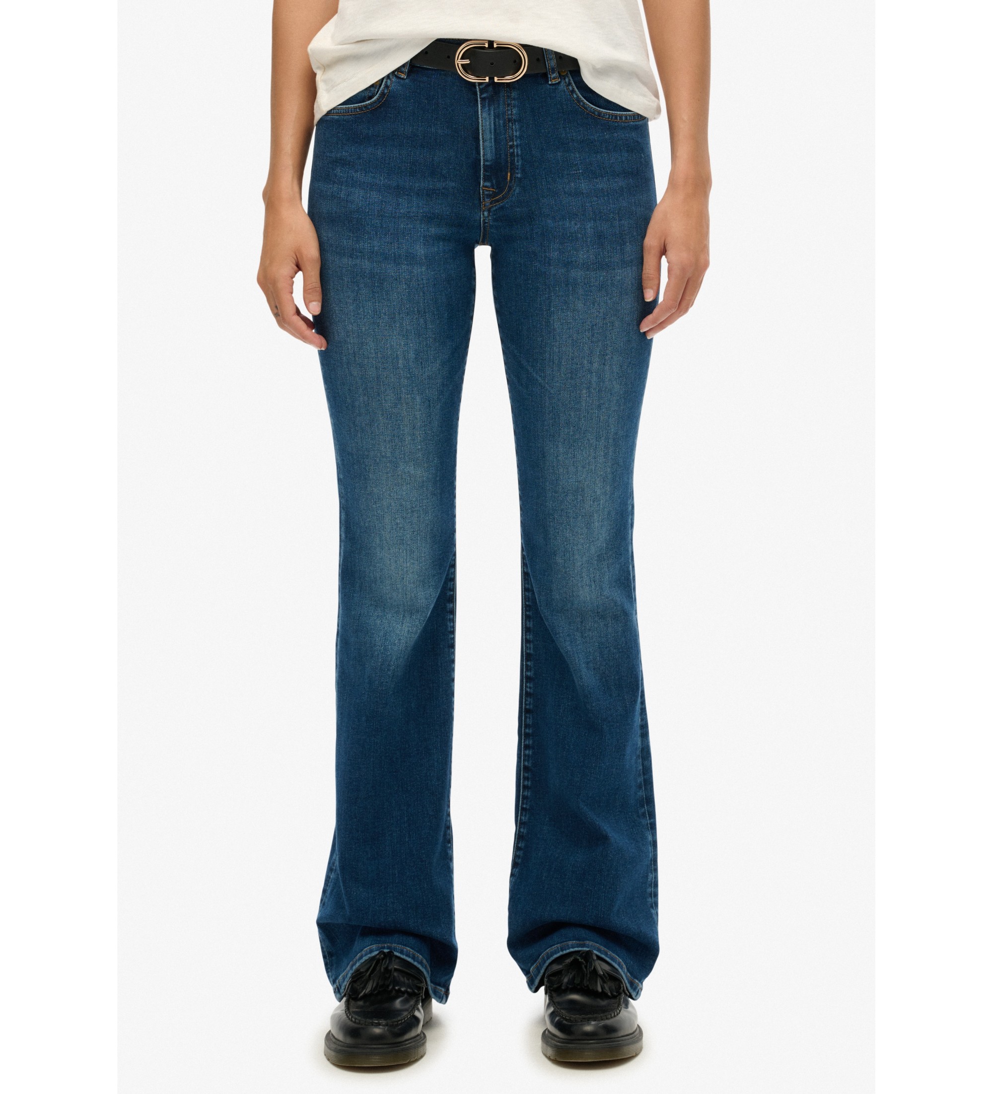 Superdry für Damen. W7011260A Jeans Mid Rise Flare blau (30/30), Lässig, Baumwolle, Denim