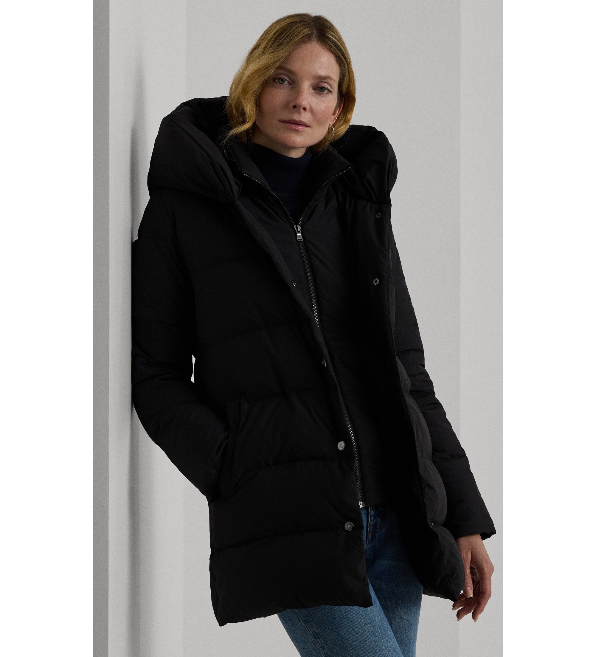 Lauren Ralph Lauren für Damen. 297962420002 Schwarzer Daunenmantel mit Kapuze (M), Lässig, Polyester