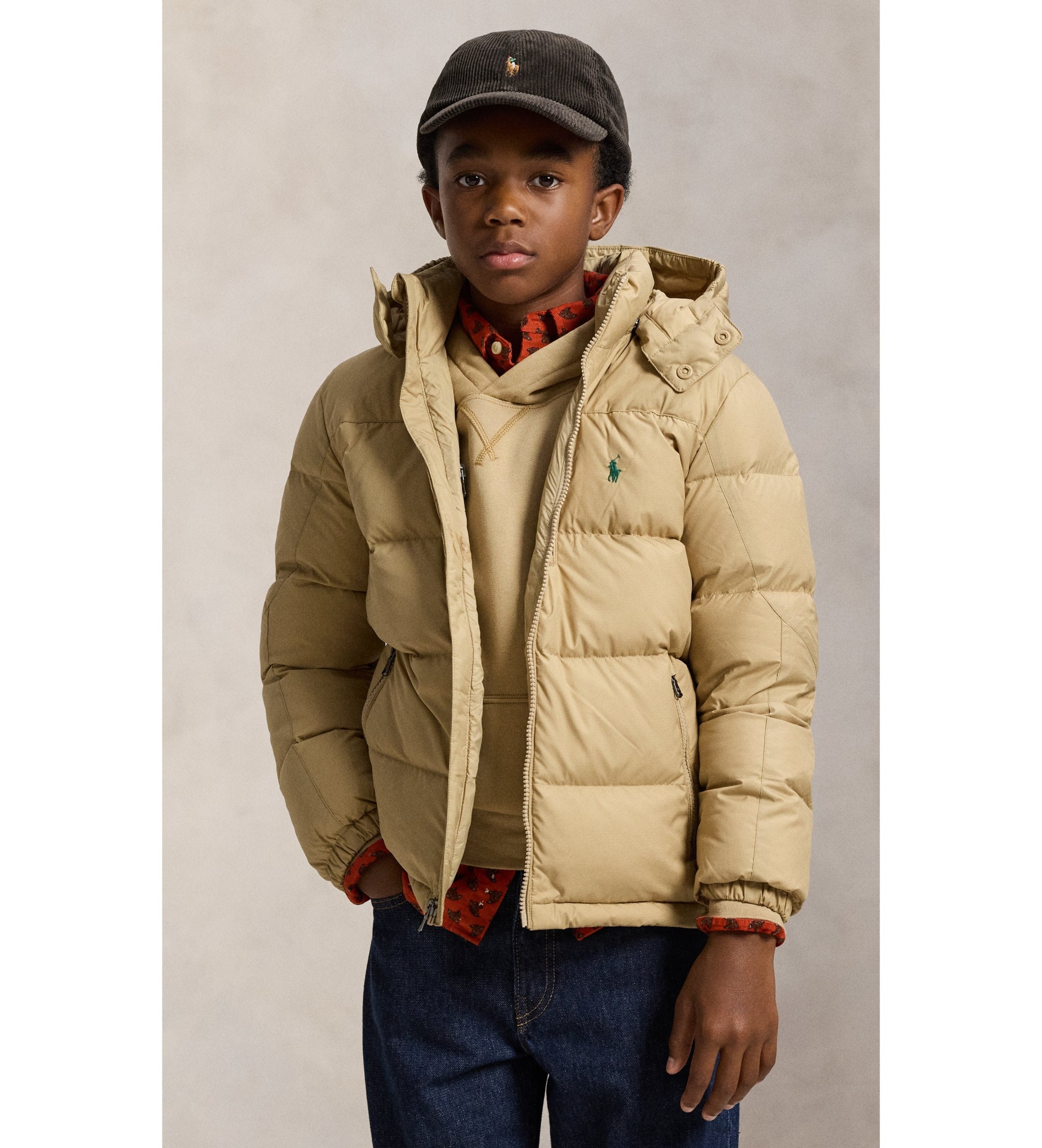 Polo Ralph Lauren für Jungen. 323969861003 Gorham Daunenjacke mit Kapuze beige ((M) 8/9Años= 140/149cm), Lässig, Polyester, Kinderbekleidung