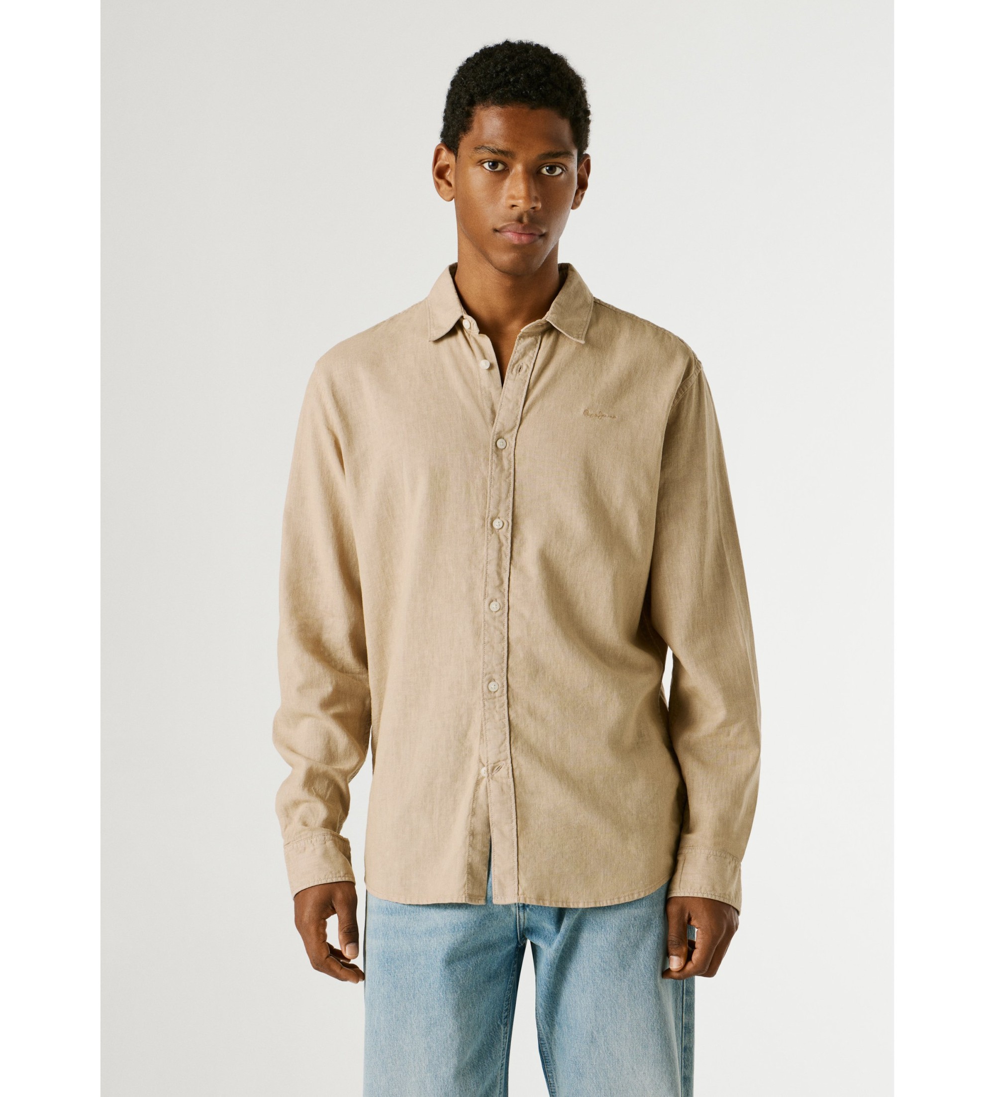 Pepe Jeans für Herren. PM3091192 Payton beigefarbenes Hemd (S), Lässig, Leinen, Langarm