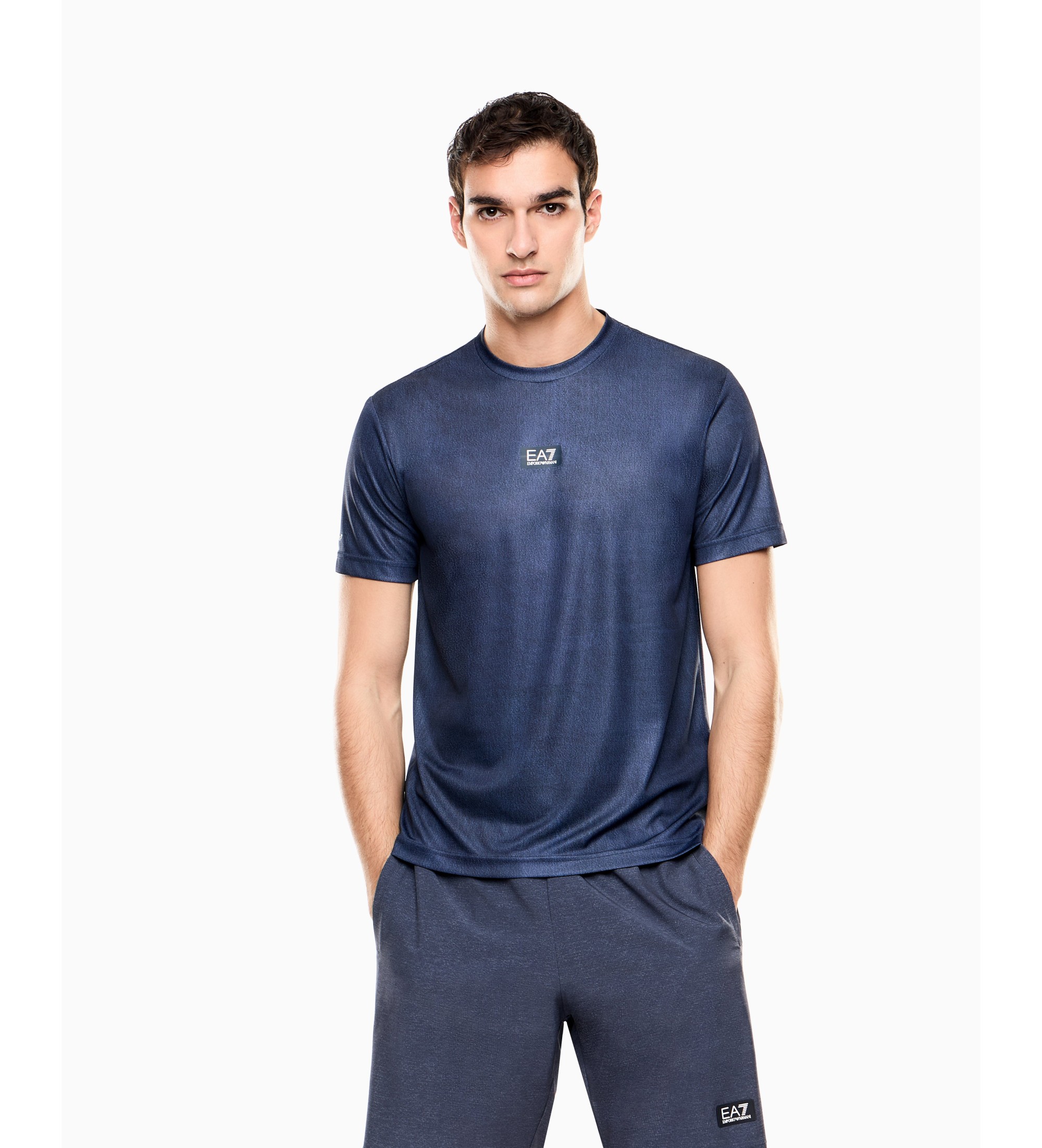 EA7 für Herren. 7M001662_AF21797 Blaues Armani Blue Sport-T-Shirt (S), Sportlich, Laufen, Sportbekleidung, Multisport, Polyester, Kurzarm