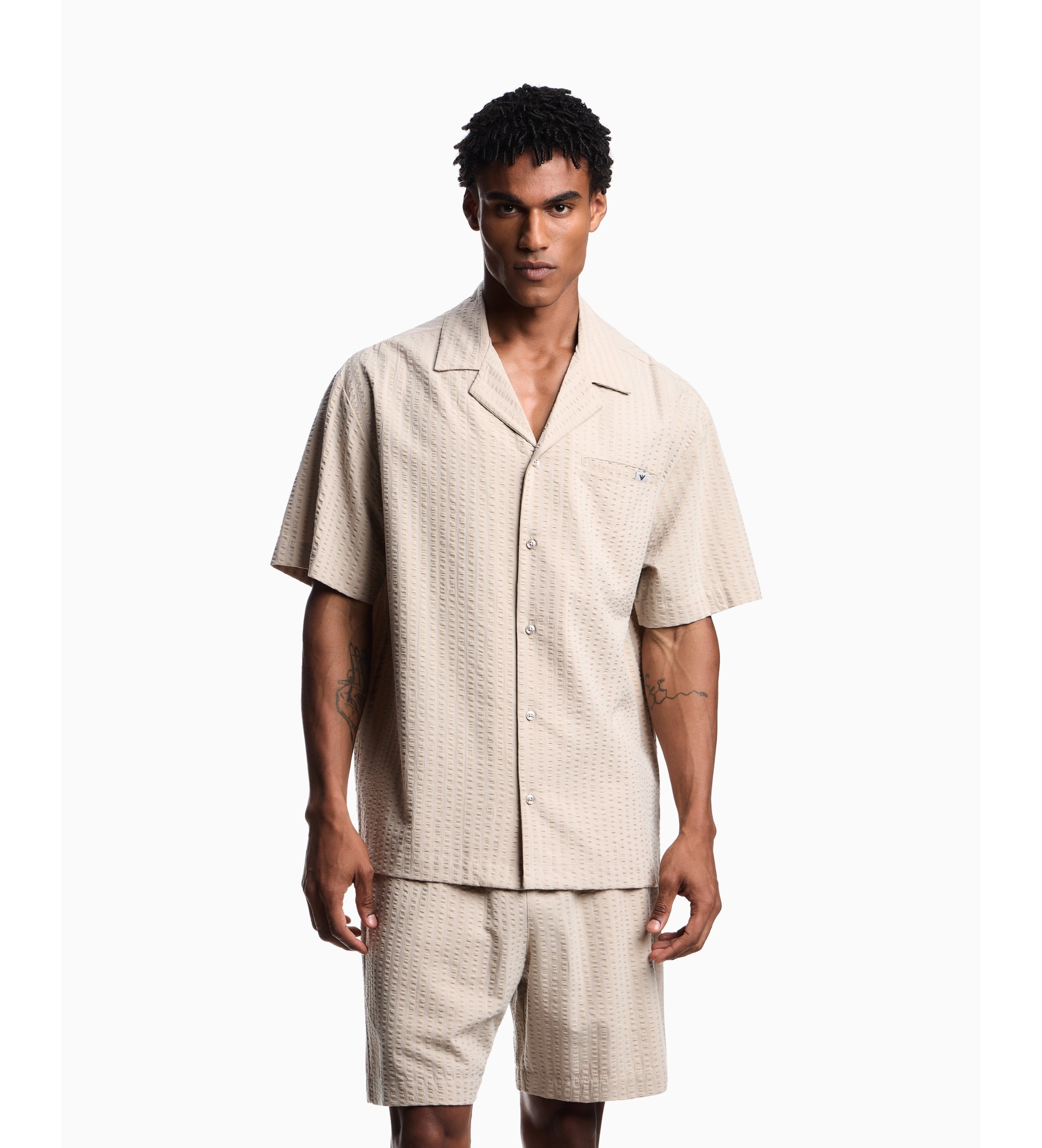 Emporio Armani für Herren. EM000593_AF20430 Hemd ?Out? in Beige (L), Lässig, Kurzarm, Lyocell