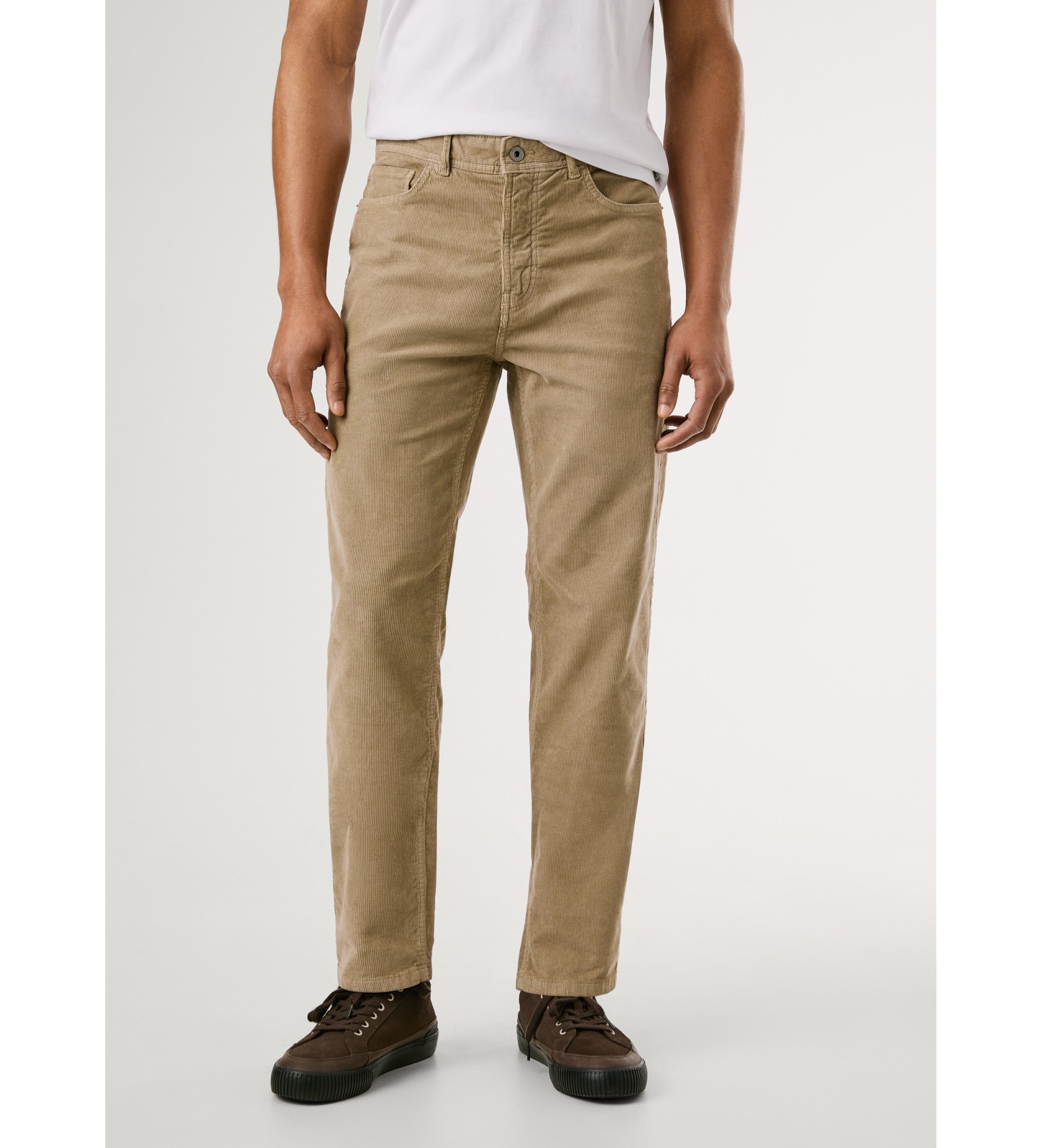 Pepe Jeans für Herren. PM2100016 Braune Slim-Fit-Hose aus Cord mit 5 Taschen (32), Lässig, Baumwolle