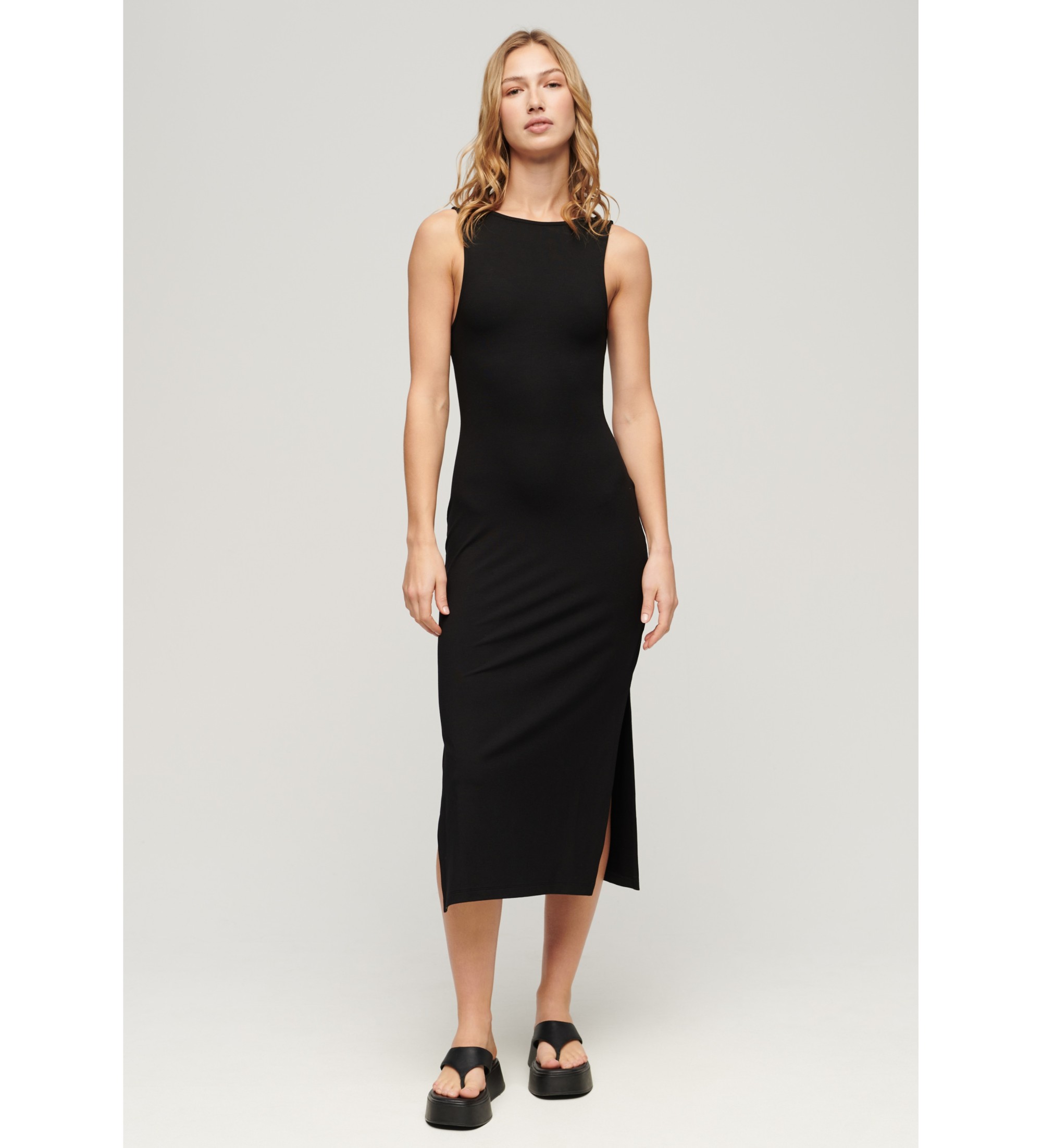 Superdry für Damen. W8011612A Gestricktes Midikleid mit gekreuztem Rücken schwarz (M), Lässig, Viskose, Ärmellos / Hosenträger
