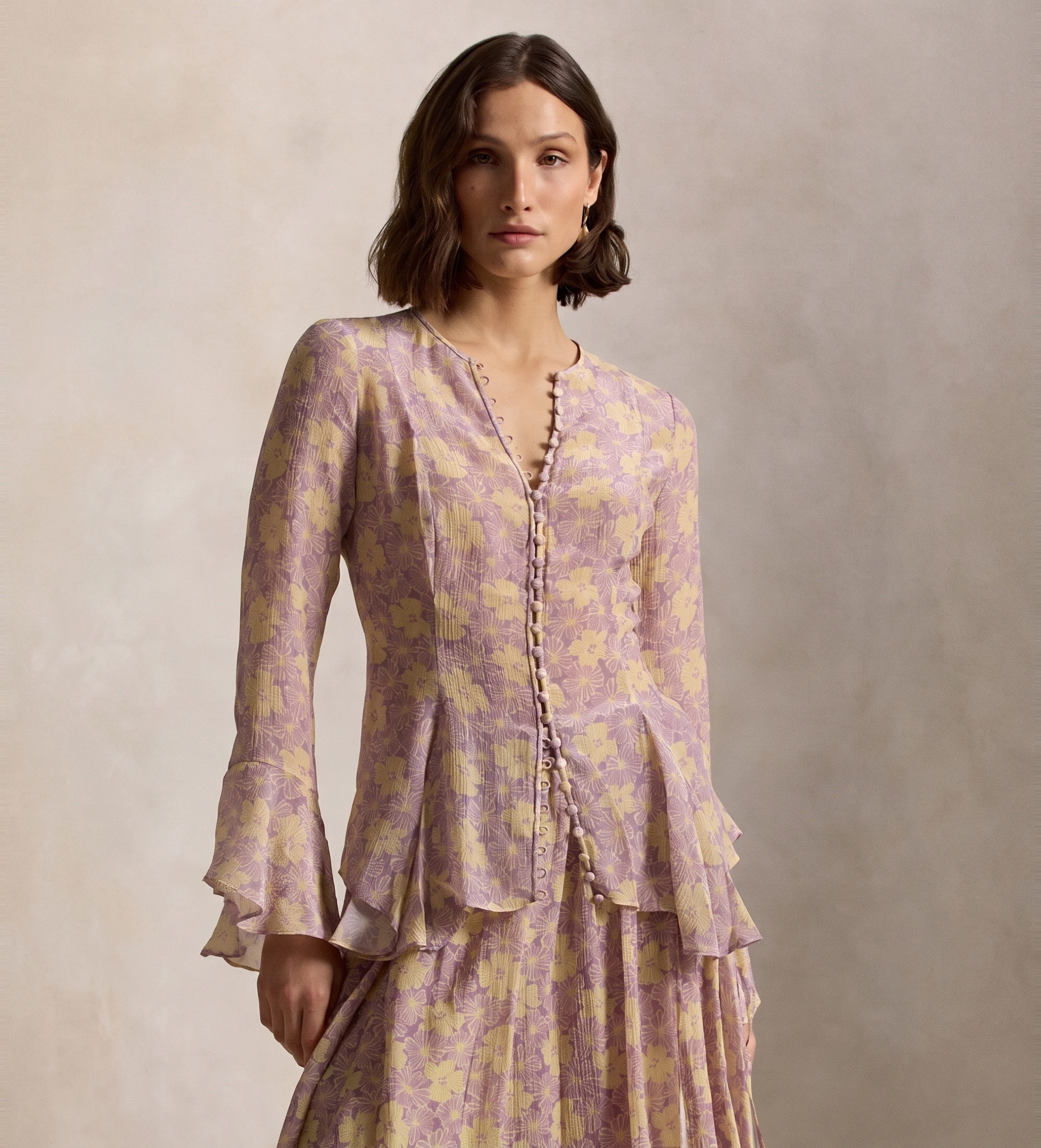 Polo Ralph Lauren für Damen. 211A96164002 Zerknittertes Blumen-Top mit fliederfarbenen Knöpfen (40), Lässig, Langarm, Lyocell