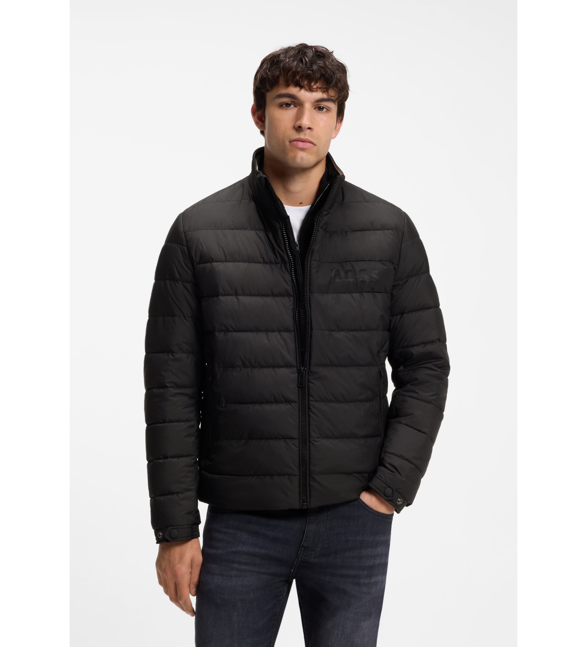 BOSS für Herren. 50519237 Wasserabweisende Cenitos Jacke mit schwarzem Logo-Detail (48), Lässig, Recyceltes Polyester