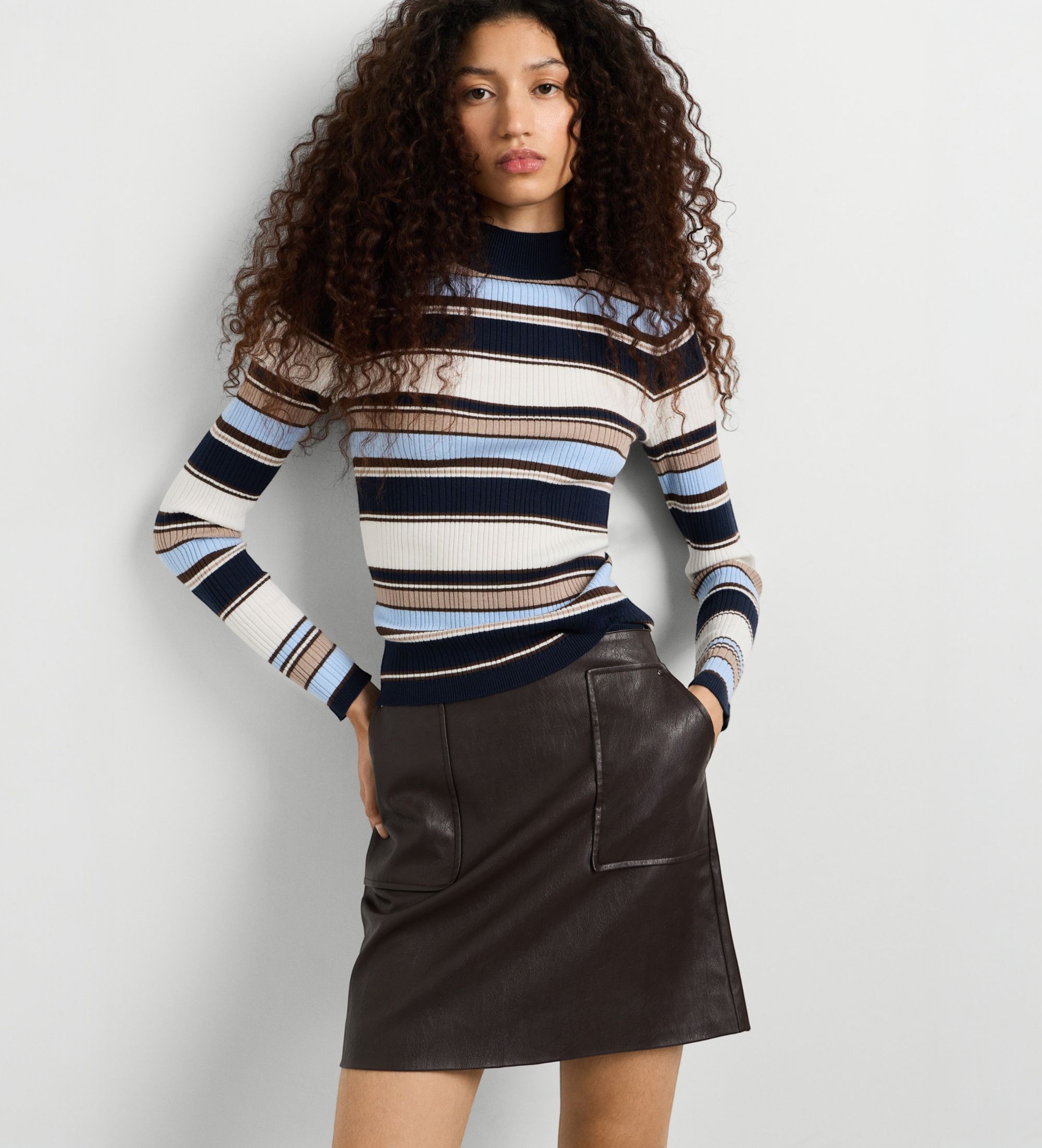 Pepe Jeansvoor vrouwen. PL7000230 Artemis Perkins T-shirt multicolor (S), Casual, Veelkleurig, Viscose, Lange mouwen