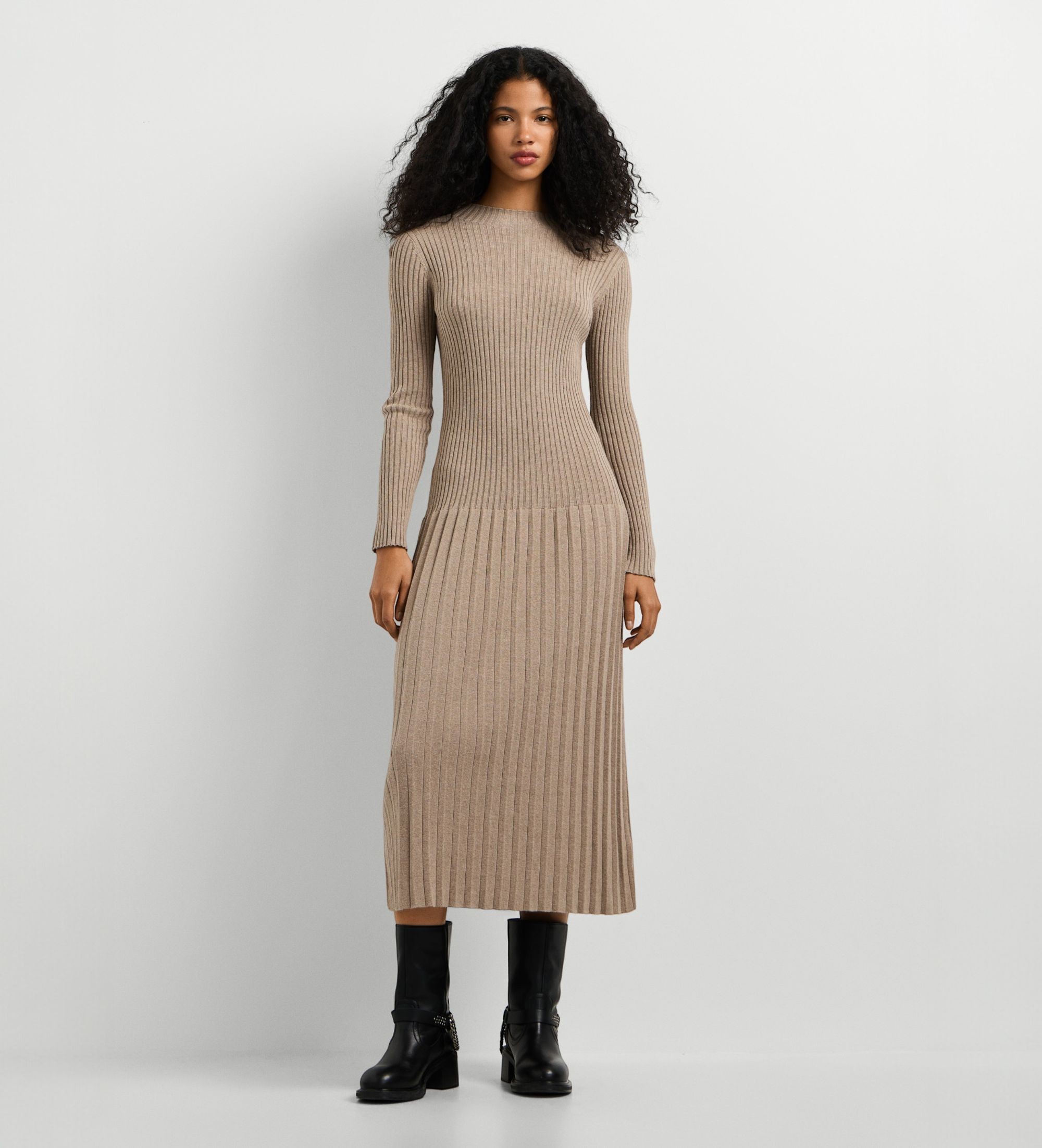 Pepe Jeansvoor vrouwen. PL9537914 Beige jurk Anna (XL), Casual, Katoen, Lange mouwen