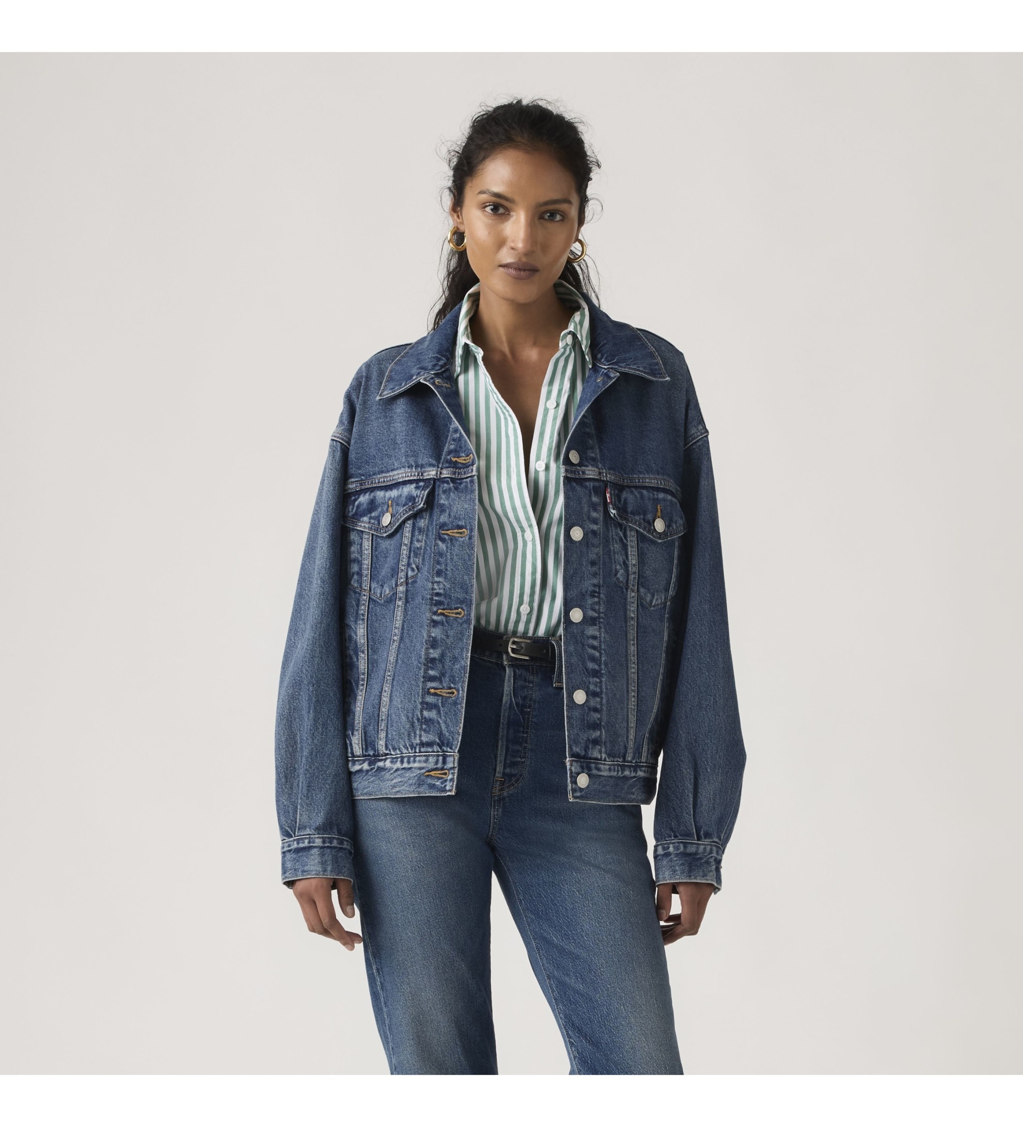 Levi's für Damen. A1743-0154 Blaue 90s Trucker-Jacke (M), Lässig, Baumwolle, Denim