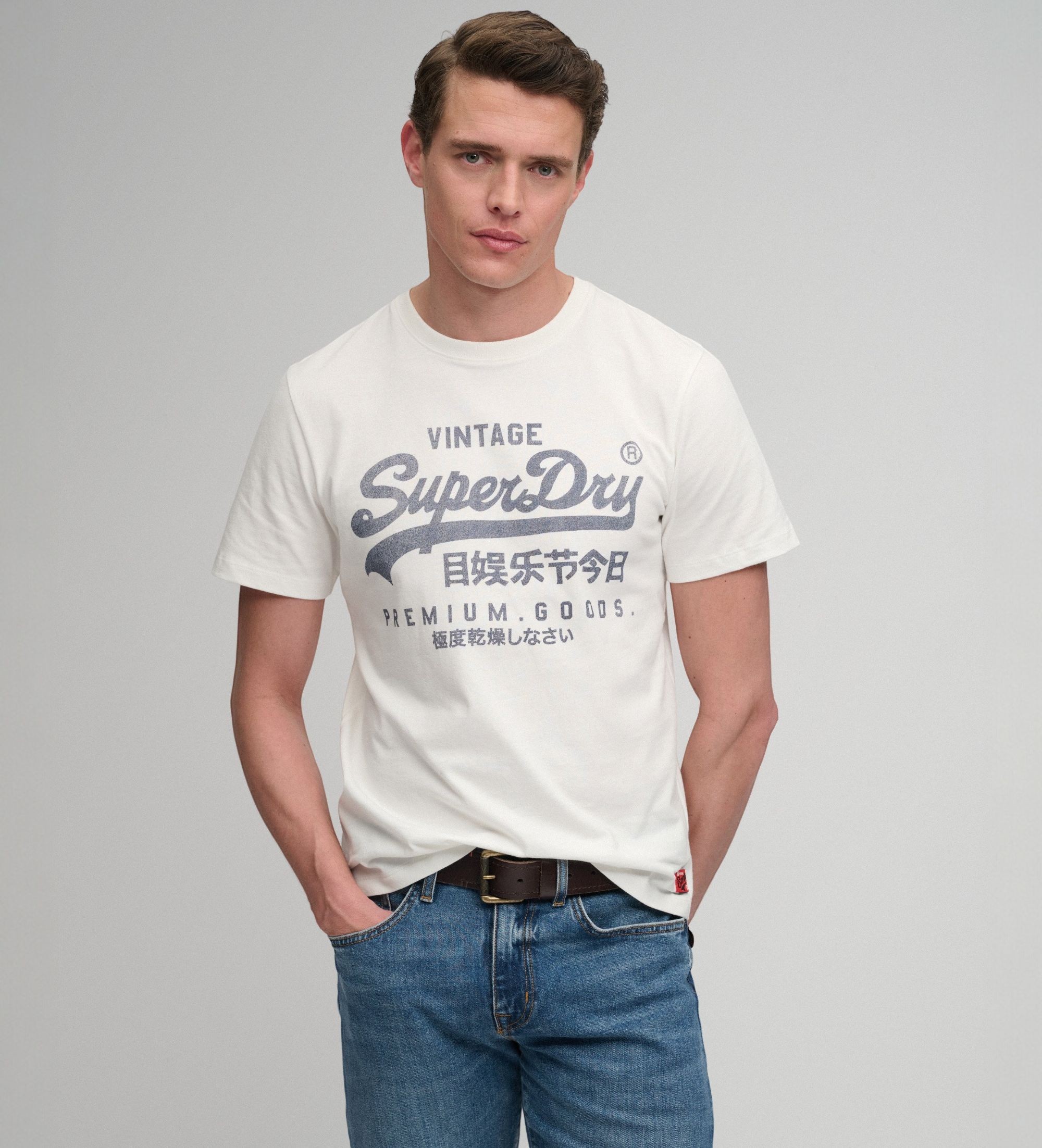Superdry für Herren. M1012458A Klassisches T-Shirt in Gebrochenweiß (M), Lässig, Baumwolle, Kurzarm