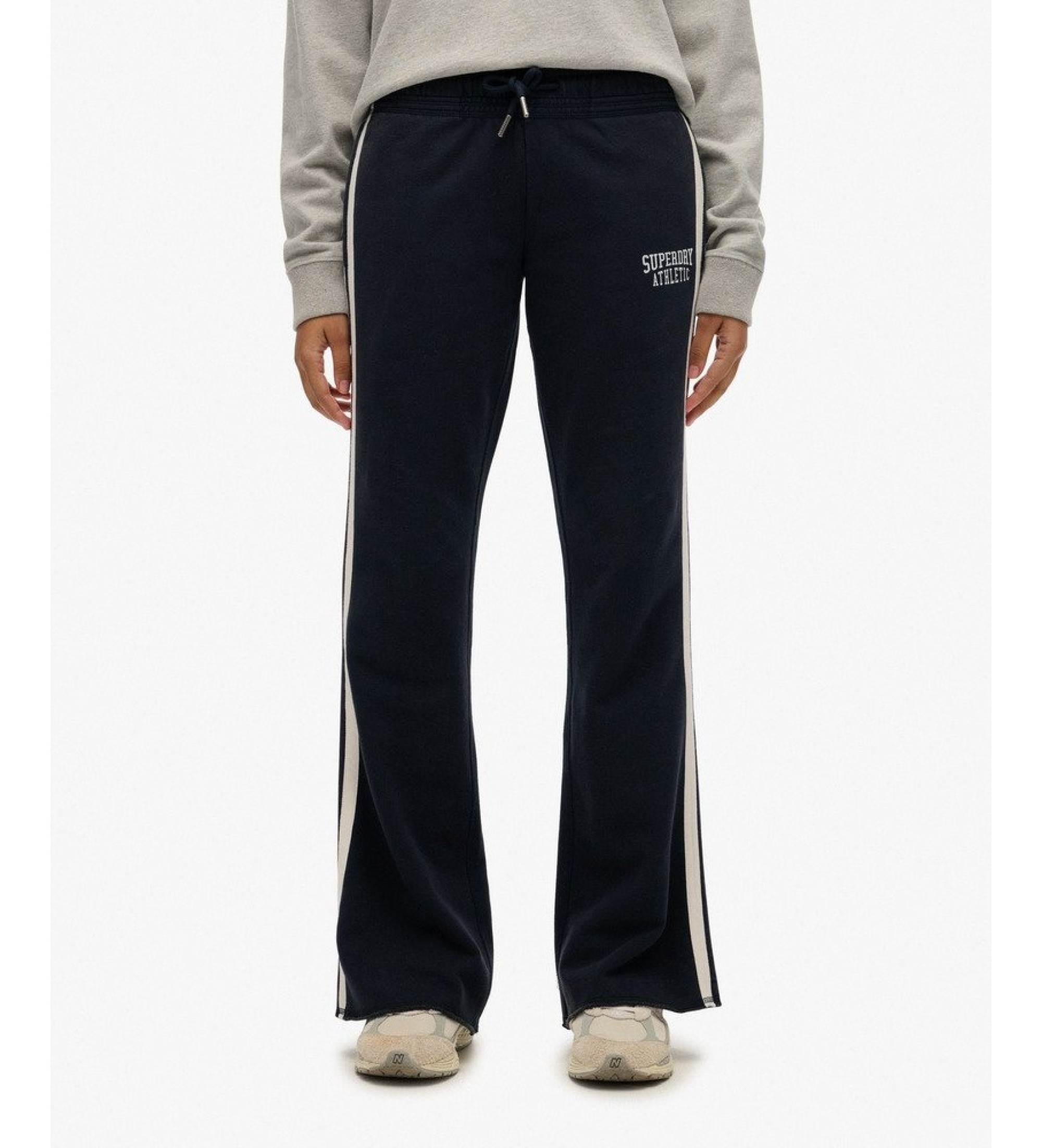 Superdry für Damen. W7011279A Jogger-Hose Athletic Stripe Flare Marine (XL), Sportlich, Baumwolle