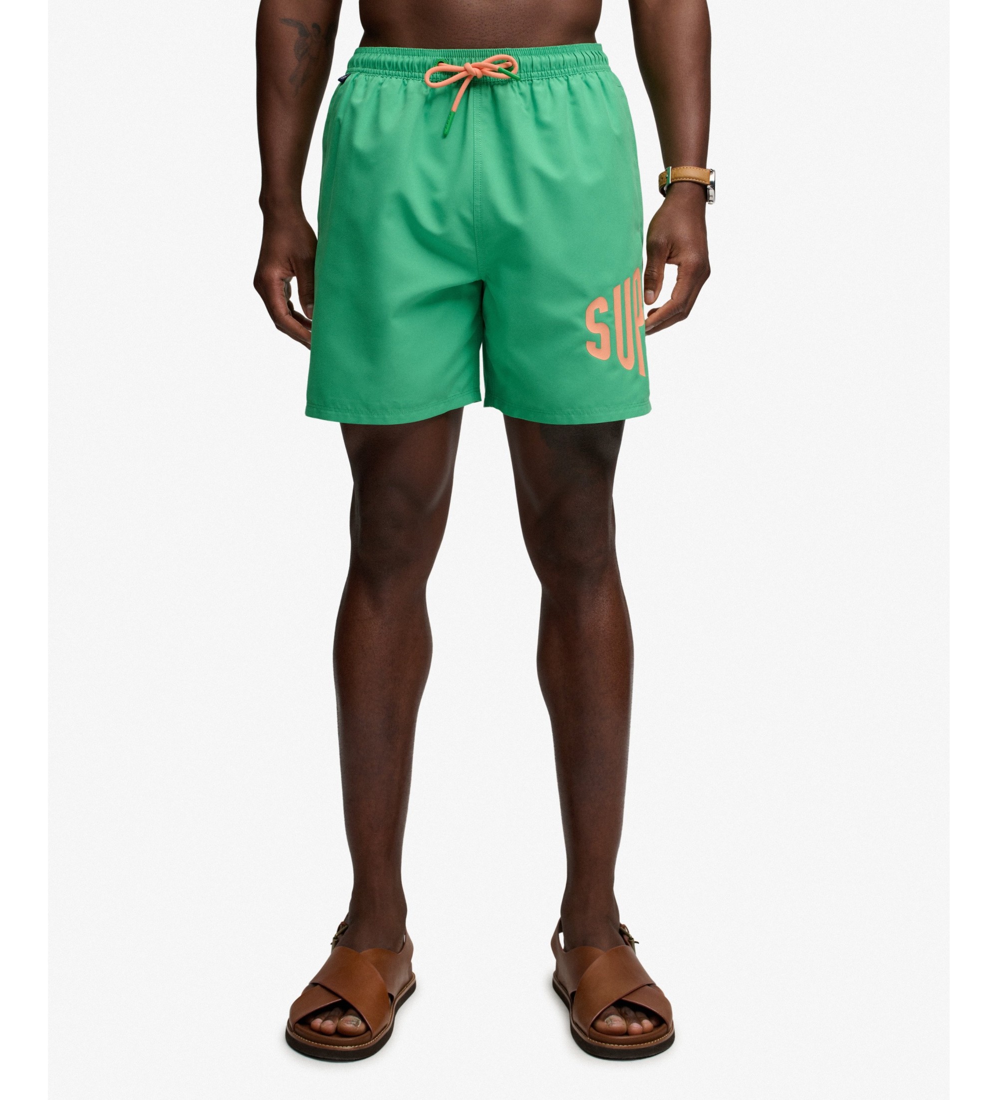 Superdry für Herren. M3010265A Badehose mit grünem Logo-Print (S), Strandbekleidung, Recyceltes Polyester