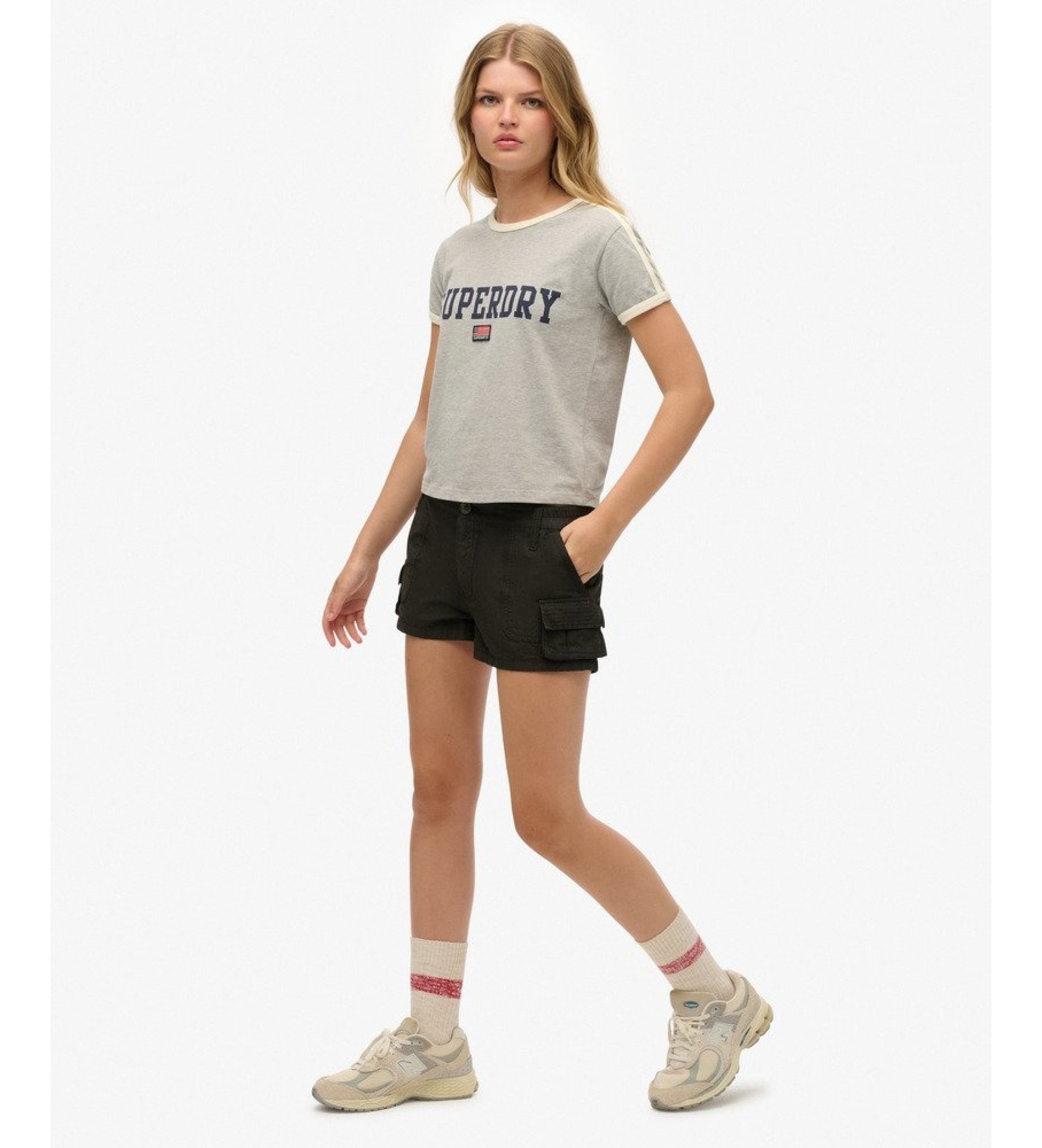 Superdry für Damen. W7110406A Vintage Utility Cargo-Shorts in gewaschenem Schwarz (XL), Lässig, Baumwolle