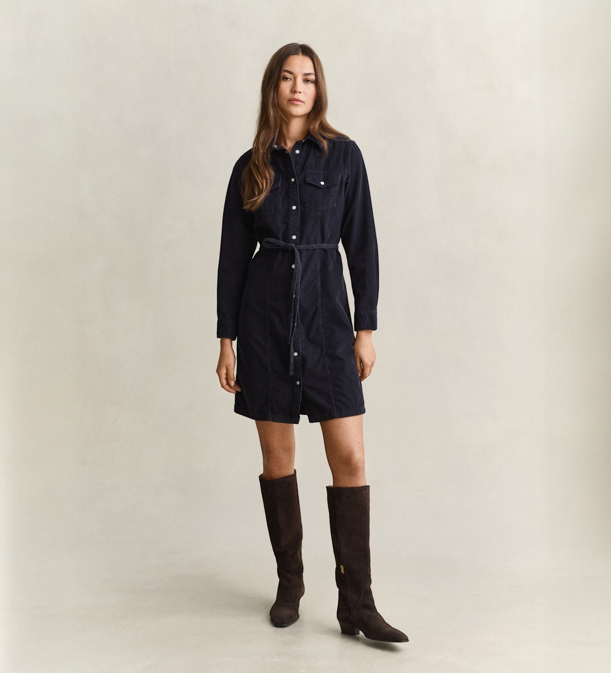Gantvoor vrouwen. 4503553 Spijkerbroekjurk van marineblauw corduroy (40), Casual, Katoen, Lange mouwen