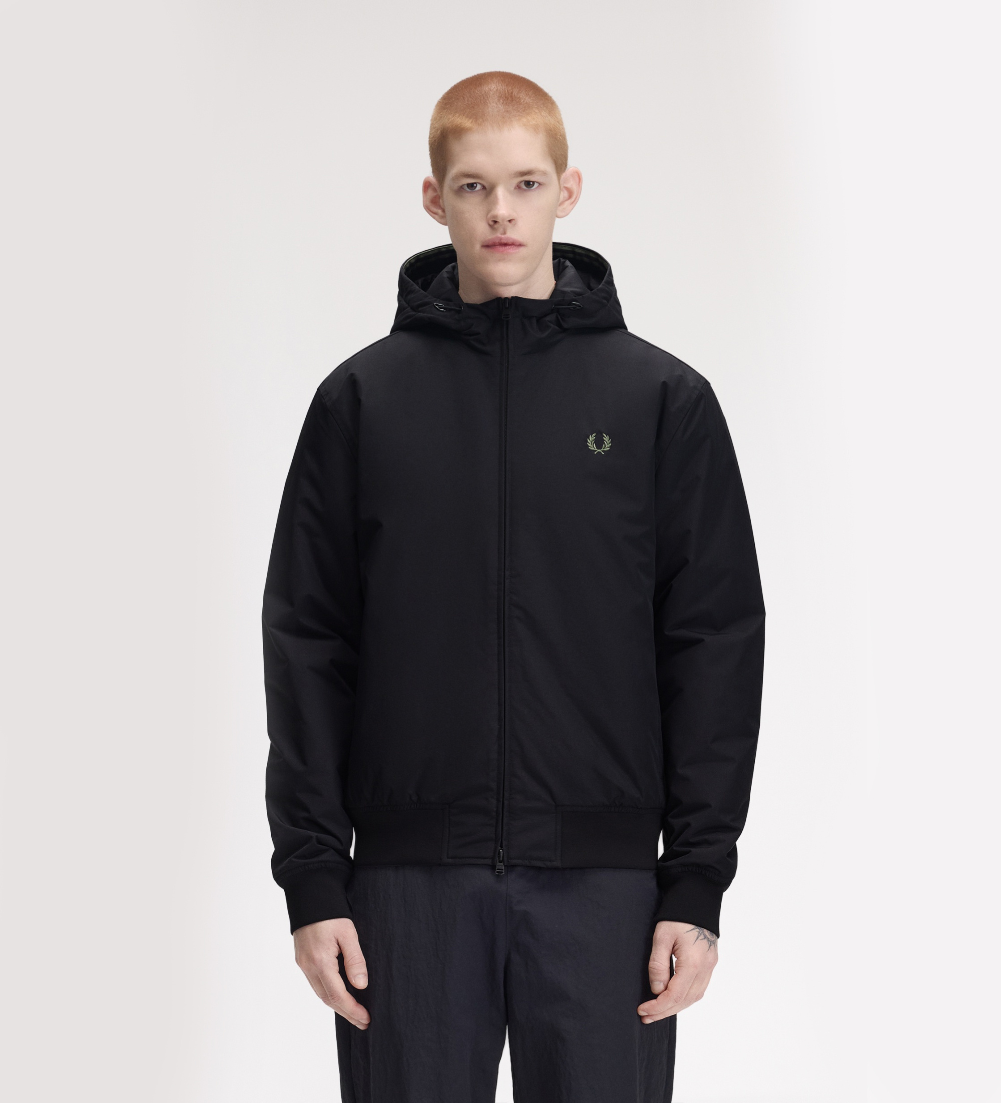 Fred Perryvoor mannen. J1304 Zwarte Brentham jas met capuchon (L), Casual, Polyamide, Duurzaam