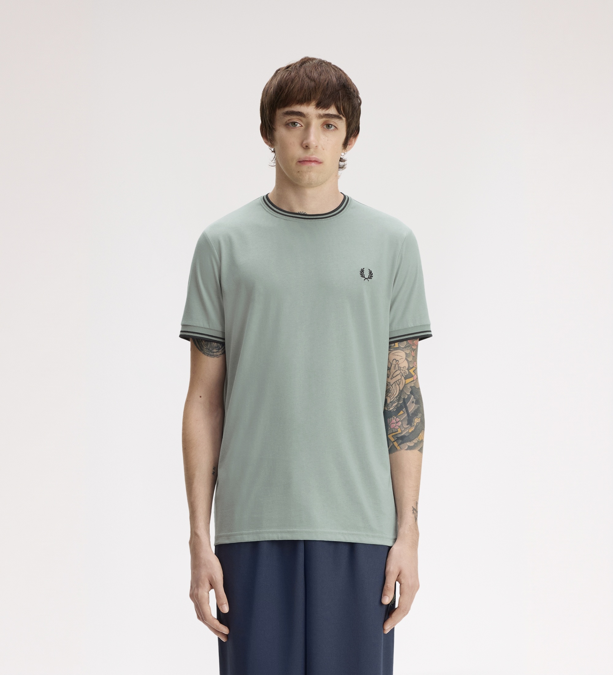 Fred Perryvoor mannen. M1588 Blauw Twin Tipped T-shirt (S), Casual, Katoen, Korte mouwen