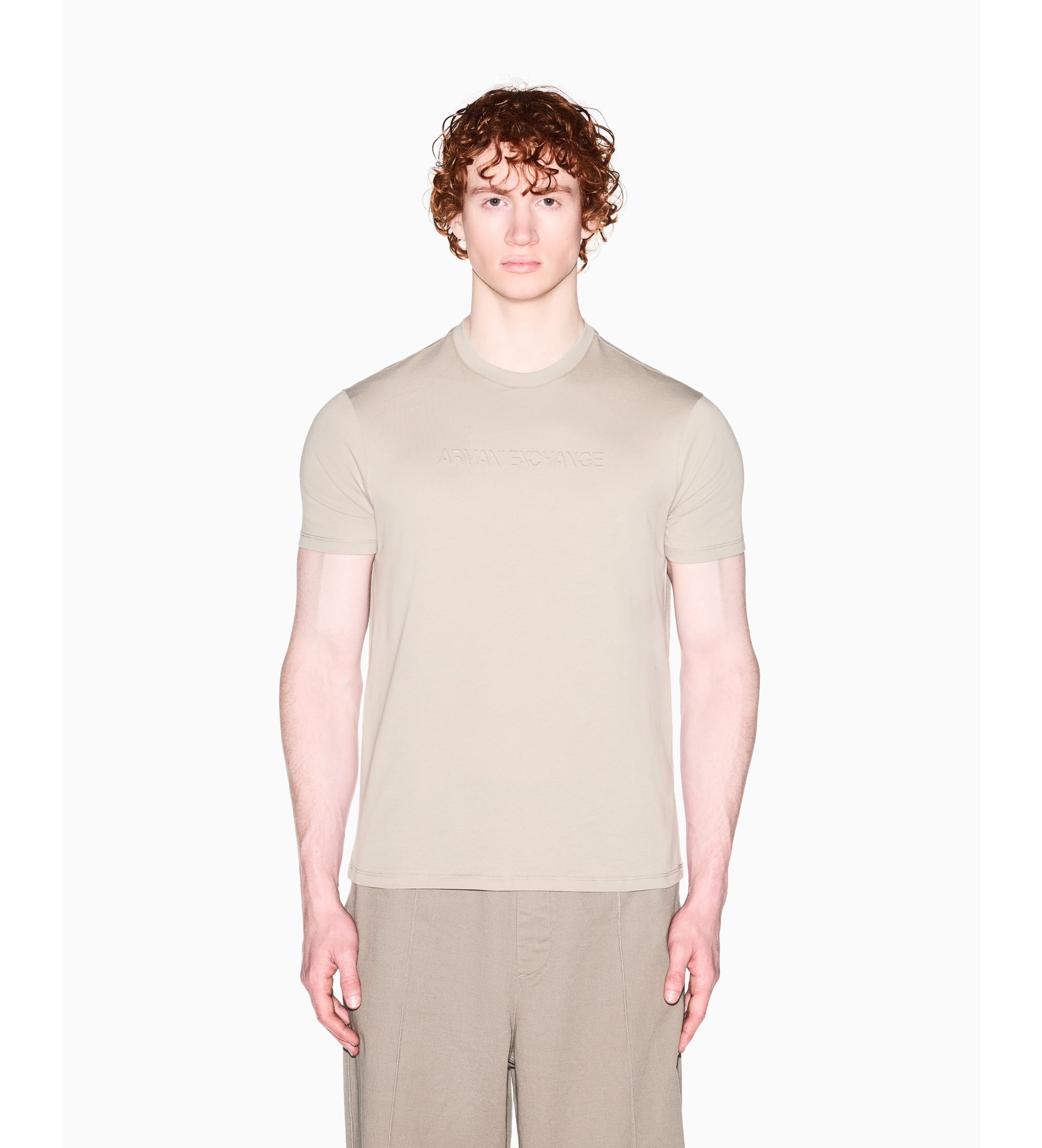 A|X Armani Exchange für Herren. XM002467AF10356U6229 Schmal geschnittenes beigefarbenes T-Shirt (M), Lässig, Baumwolle, Kurzarm