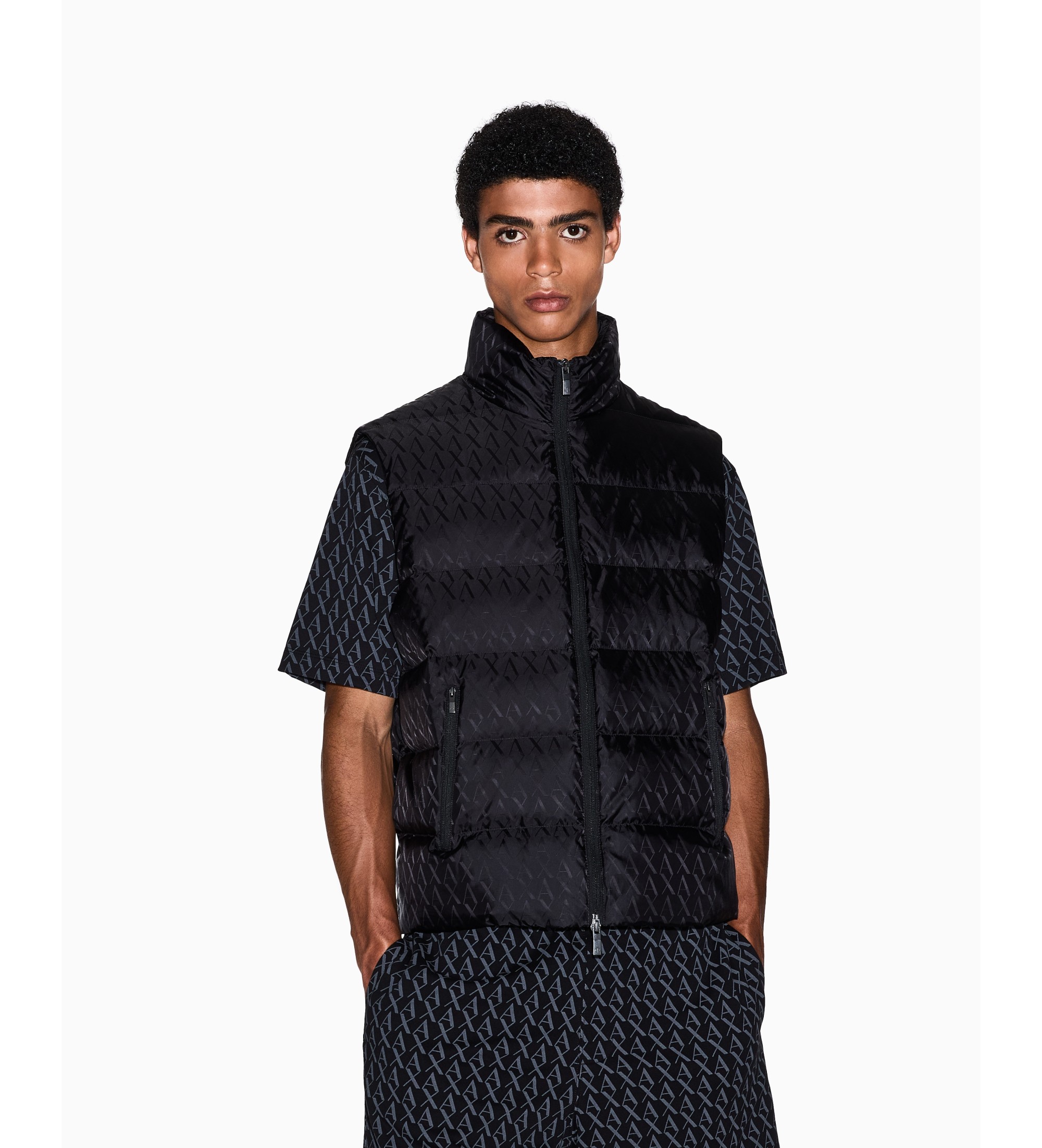 A|X Armani Exchange für Herren. XM001581AF16628UC001 Weste Daunenweste schwarz (S), Lässig, Polyamid