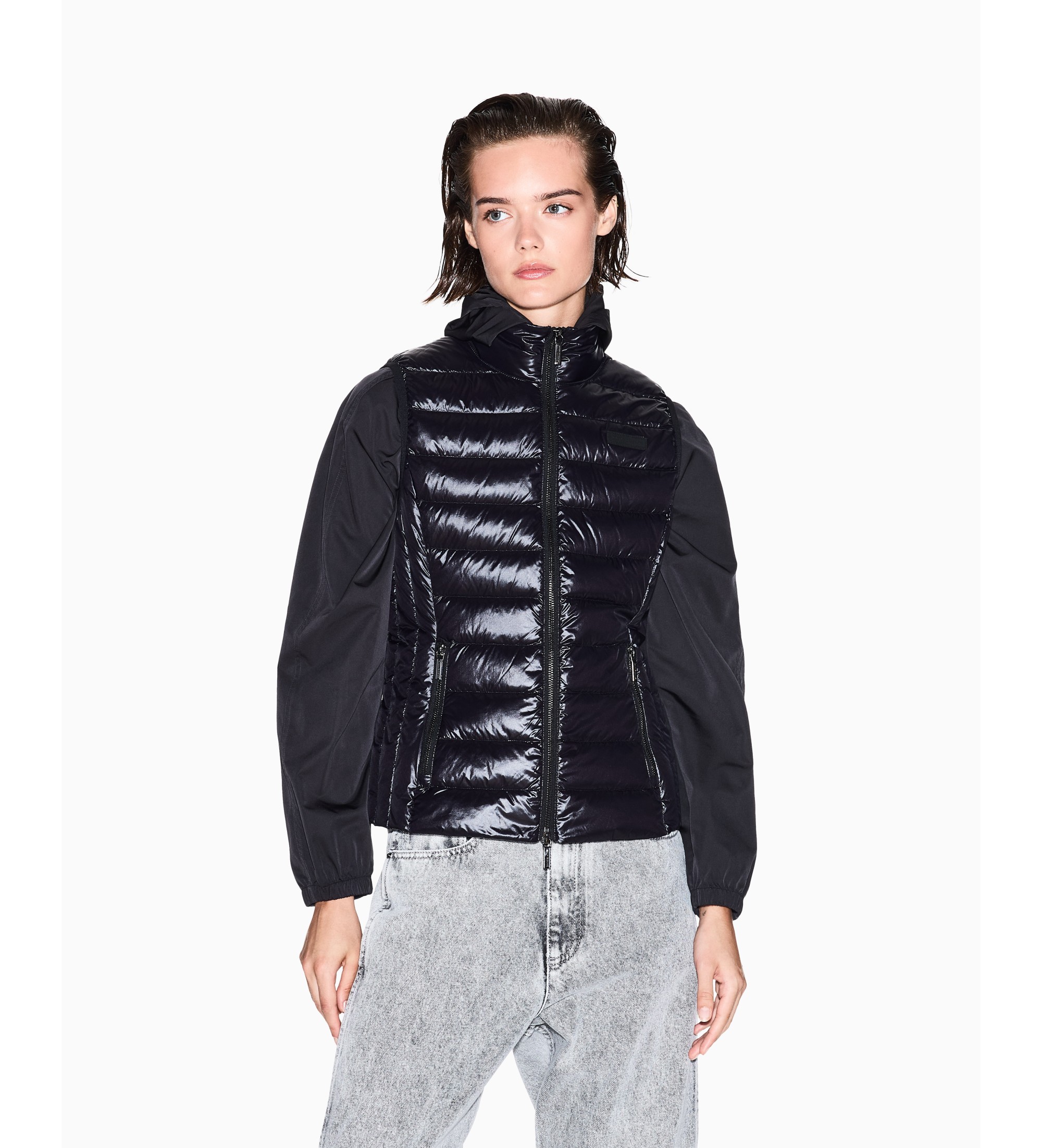 A|X Armani Exchange für Damen. XW001921AF18757UC001 Weste Daunenweste schwarz (S), Lässig, Polyester