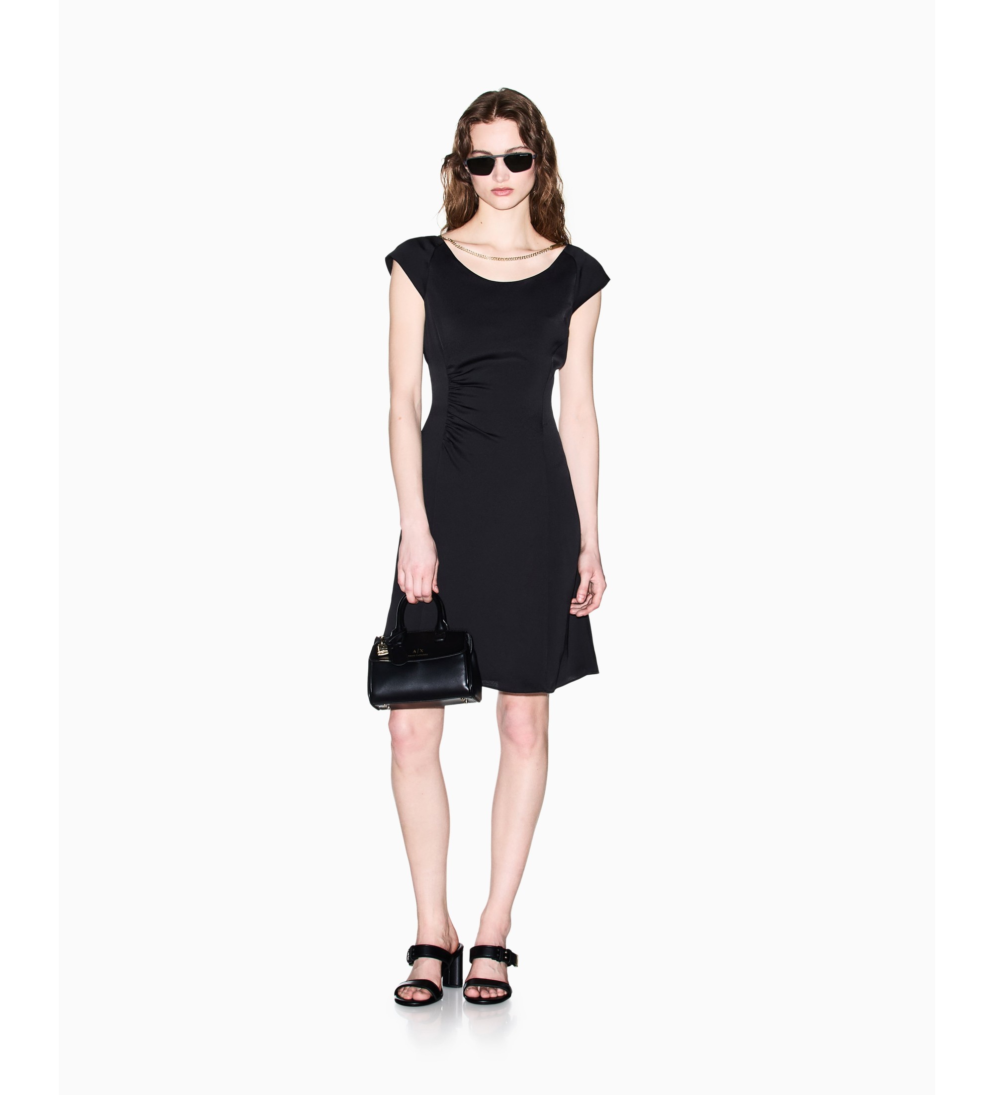 A|X Armani Exchange für Damen. XW002301AF21553UC001 Schwarzes Midikleid aus Satin-Crêpe (S), Lässig, Polyester, Kurzarm