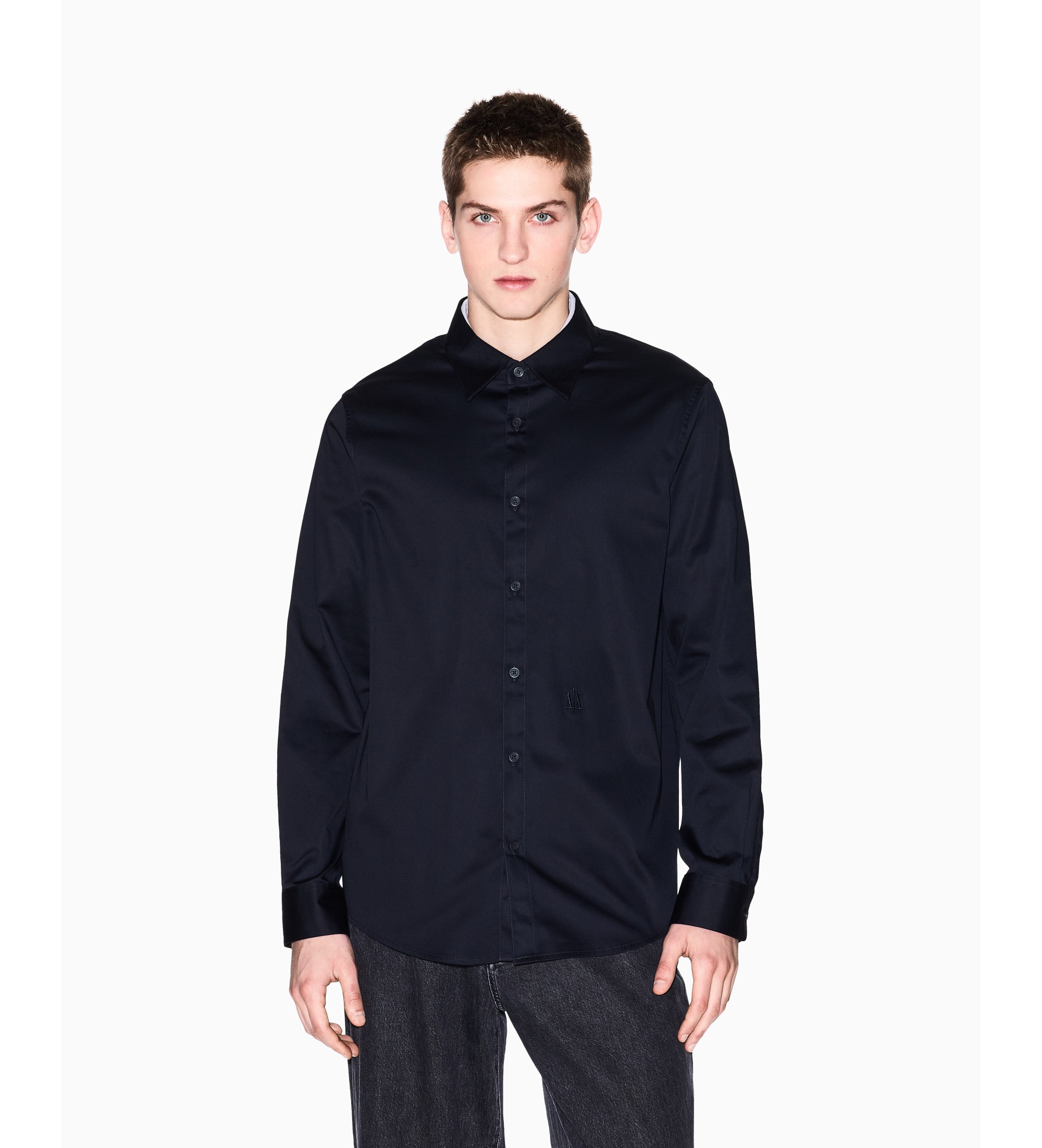 A|X Armani Exchange für Herren. XM000339AF10192UB101 Marineblaues Satinhemd (XL), Lässig, Baumwolle