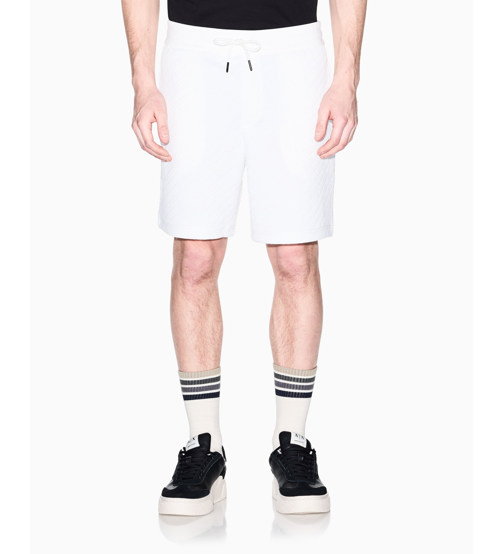 A|X Armani Exchange für Herren. XM002345AF21862U0009 Shorts Modern Comfort gebrochenes Weiß (XL), Lässig, Polyester