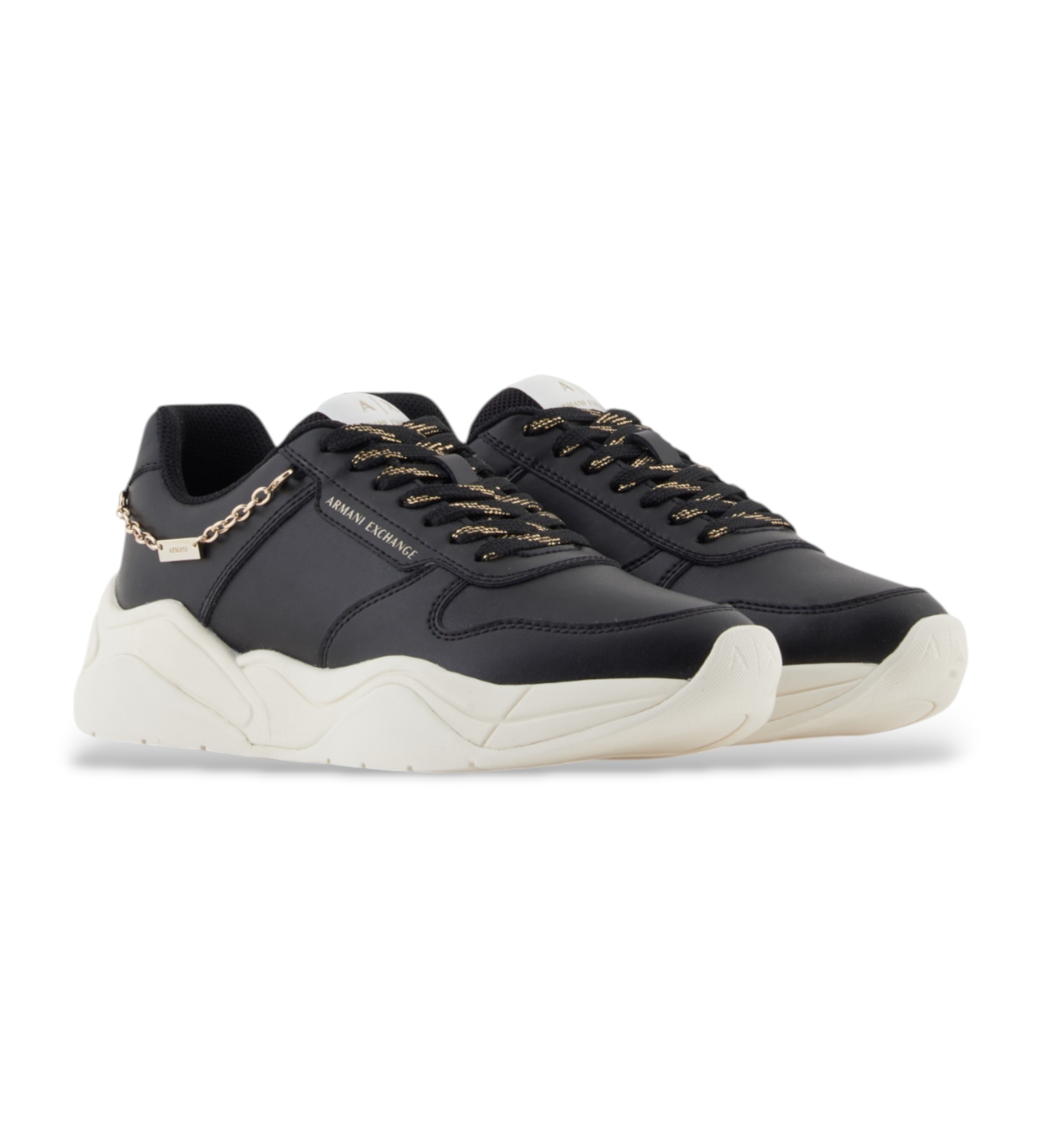 A|X Armani Exchange dla kobiet. XW001617AF17443MC005 Skórzane trampki Equip czarne (35.5), Skóra, Czarny, Mapa, Smycze, Zwykł