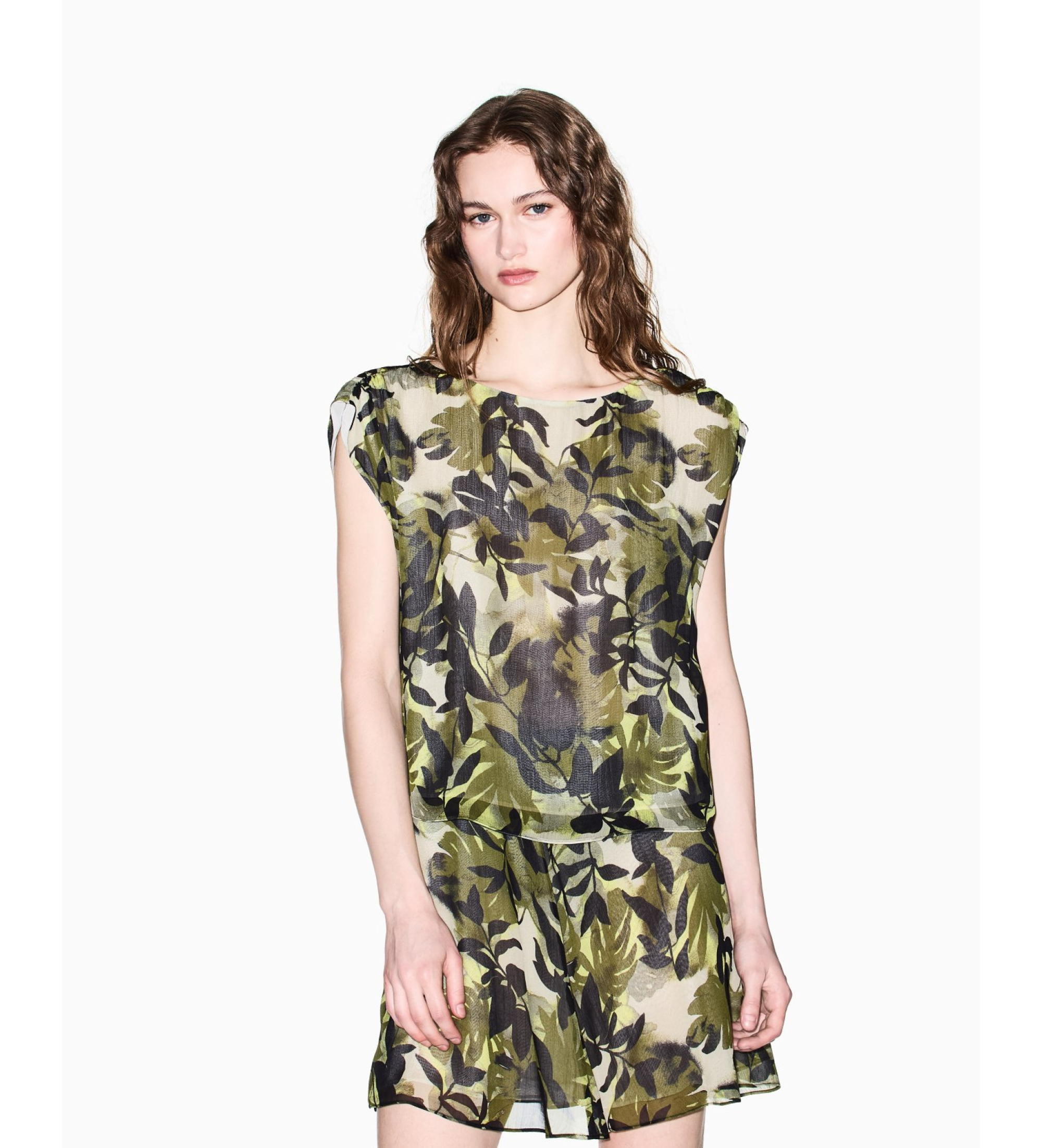 A|X Armani Exchange für Damen. XW002302AF21554F7137 Boxy-Bluse (L), Lässig, Grün, Viskose, Ärmellos / Hosenträger
