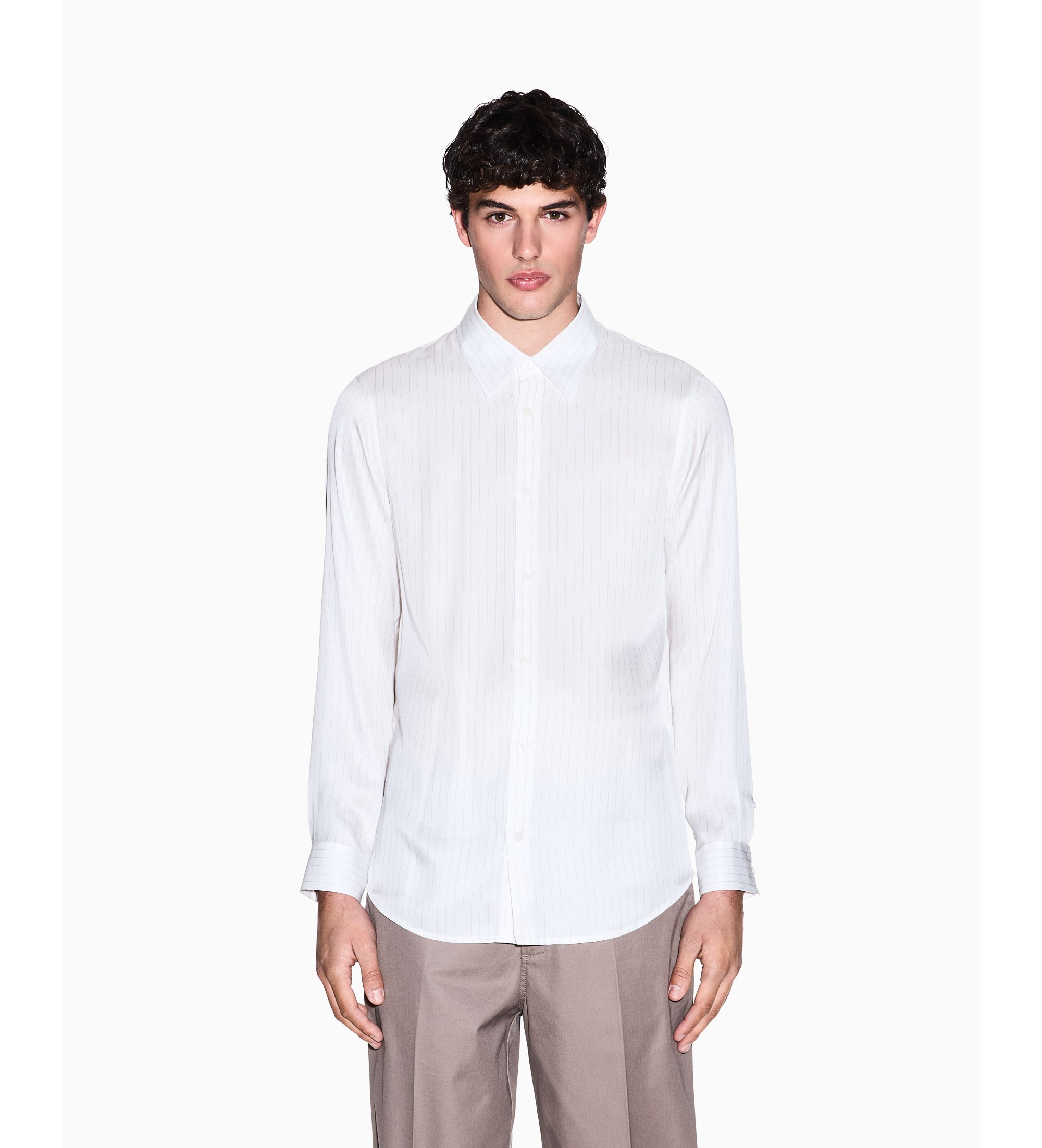 A|X Armani Exchange für Herren. XM001817AF13235F0148 Hemd mit regulärer Passform aus weißem Viskose-Twill (M), Lässig, Klassisch, Langarm