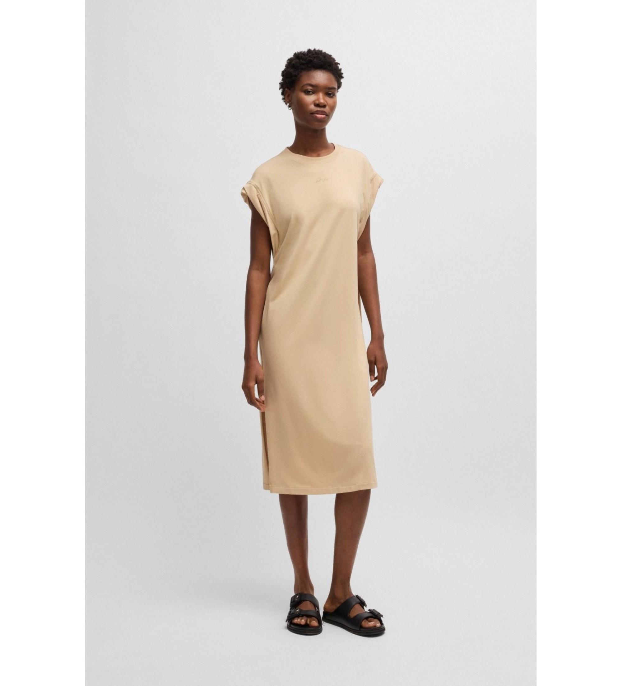 BOSS für Damen. 50540442 Strickkleid mit beigen Kappenärmeln (S), Lässig, Modal, Kurzarm