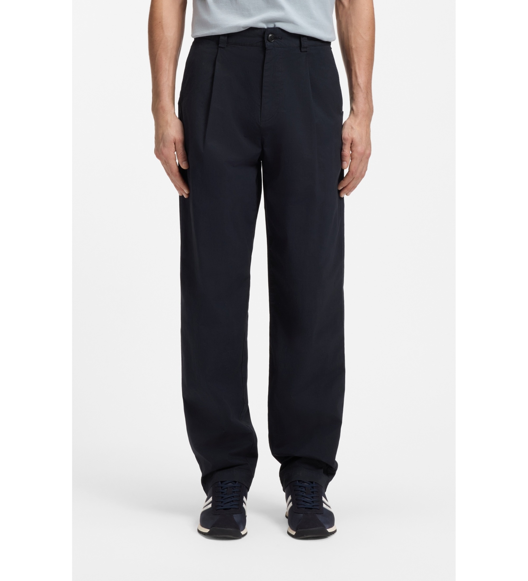 BOSS für Herren. 50567107 Hose aus elastischem Popeline-Baumwollstoff in Marineblau (31/32), Lässig, Baumwolle