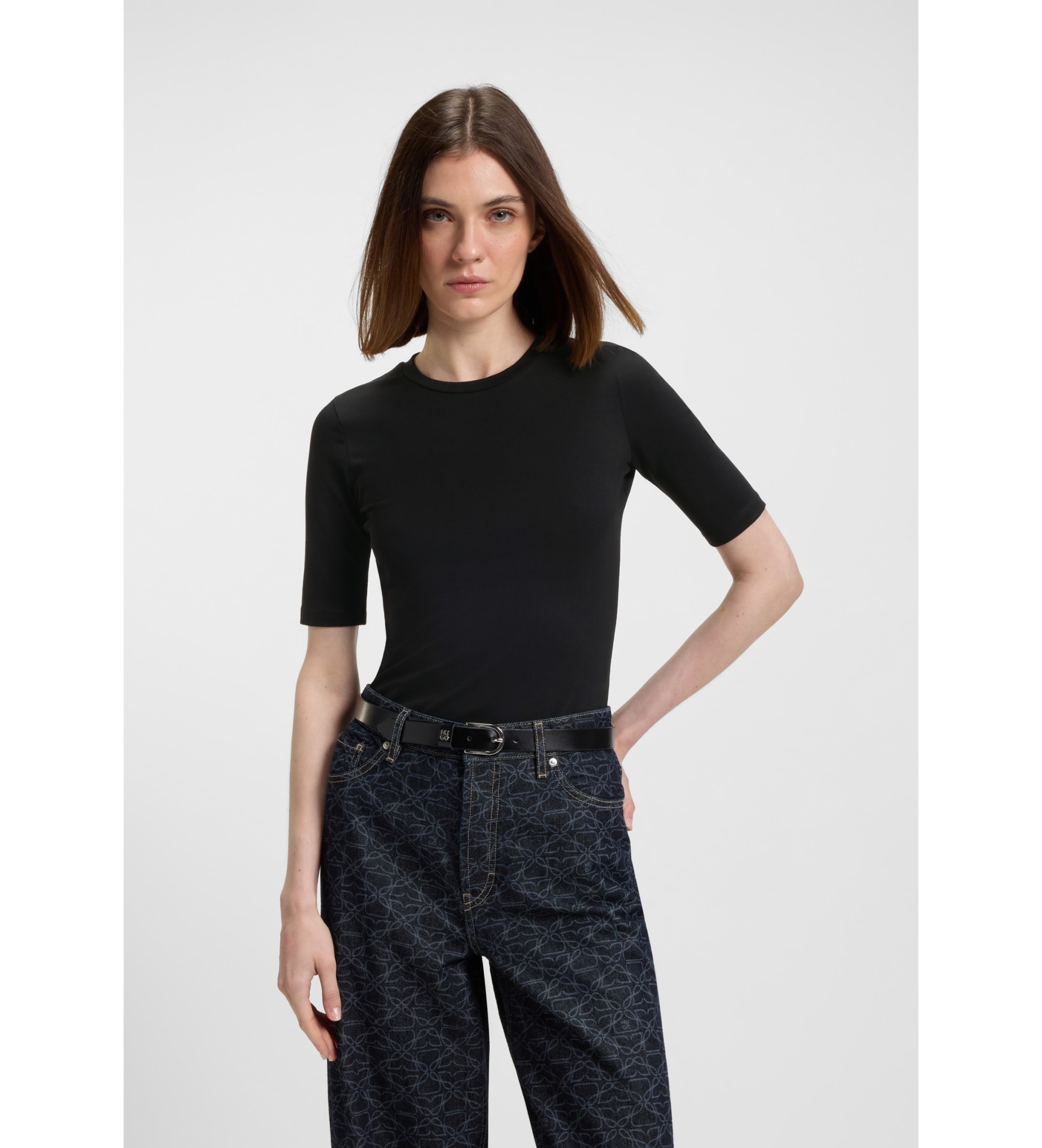 HUGO für Damen. 50515019 Darnelia T-shirt schwarz (M), Lässig, Polyester, Kurzarm