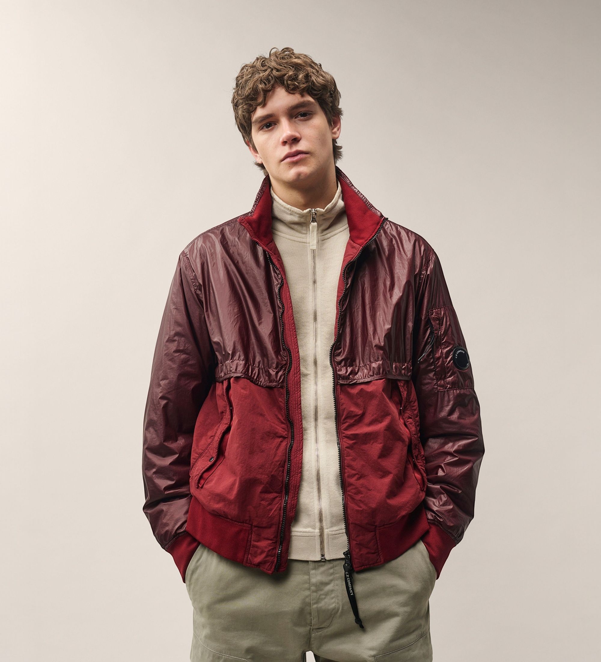C.P. Company für Herren. 21CMOW181A110706M Rote Satin-Jacke (M), Lässig, Polyamid