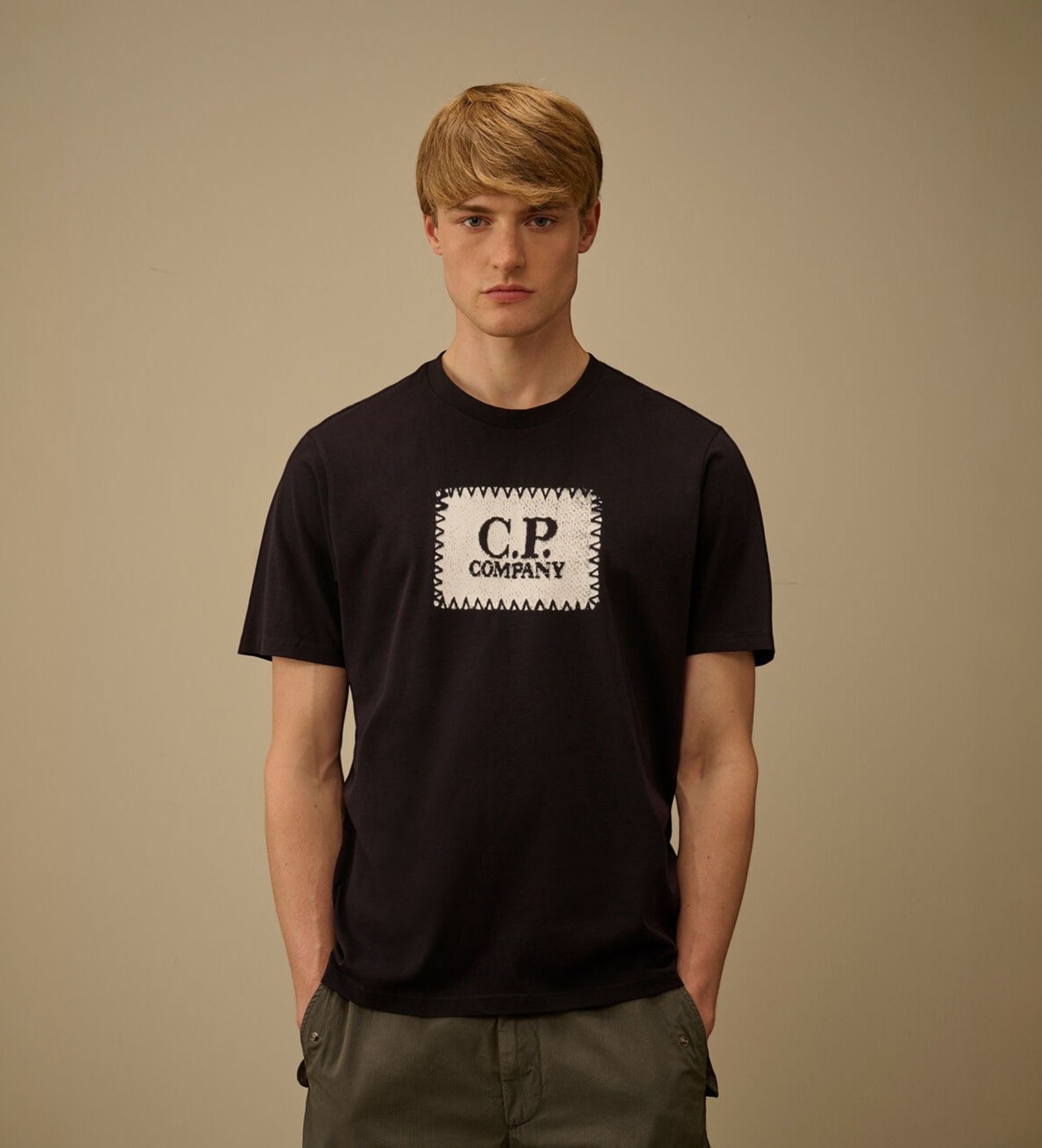 C.P. Company für Herren. RCCMTS723A005100W Logo-Label-T-Shirt navy (S), Lässig, Baumwolle, Kurzarm, Marine