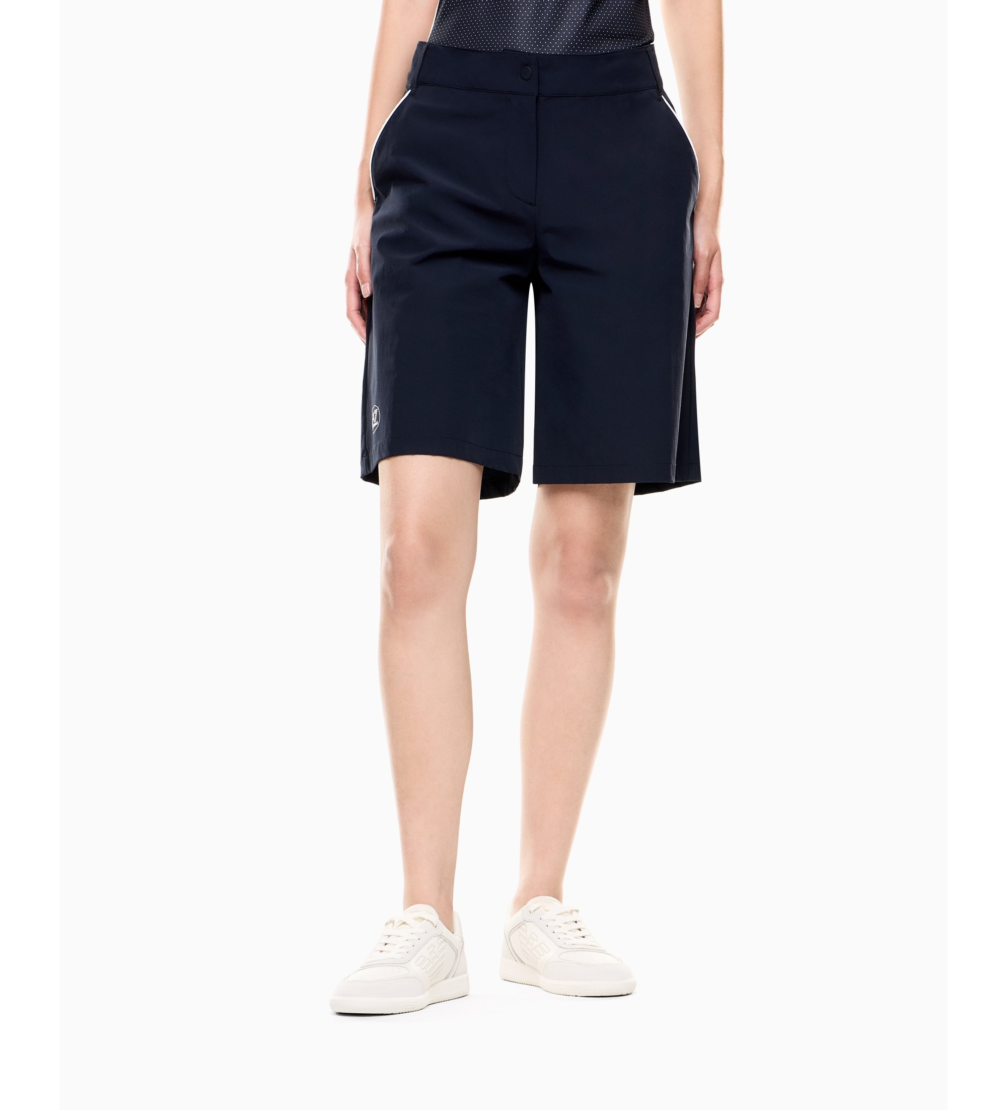 EA7 für Damen. 7W000905_AF12944 Golf Pro Navy Shorts (S), Lässig, Sportlich, Multisport, Polyamid, Marine