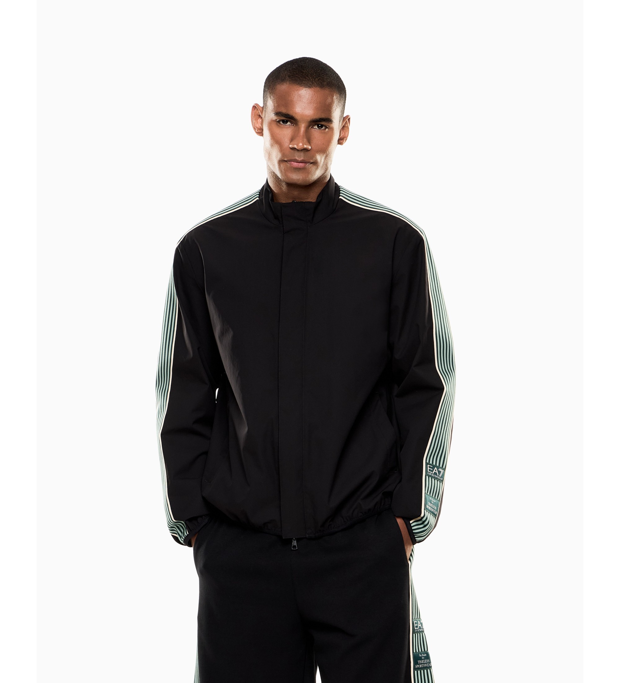 EA7 für Herren. 7M001485_AF21228 Logo Series M Jacke Schwarz (L), Lässig, Polyester