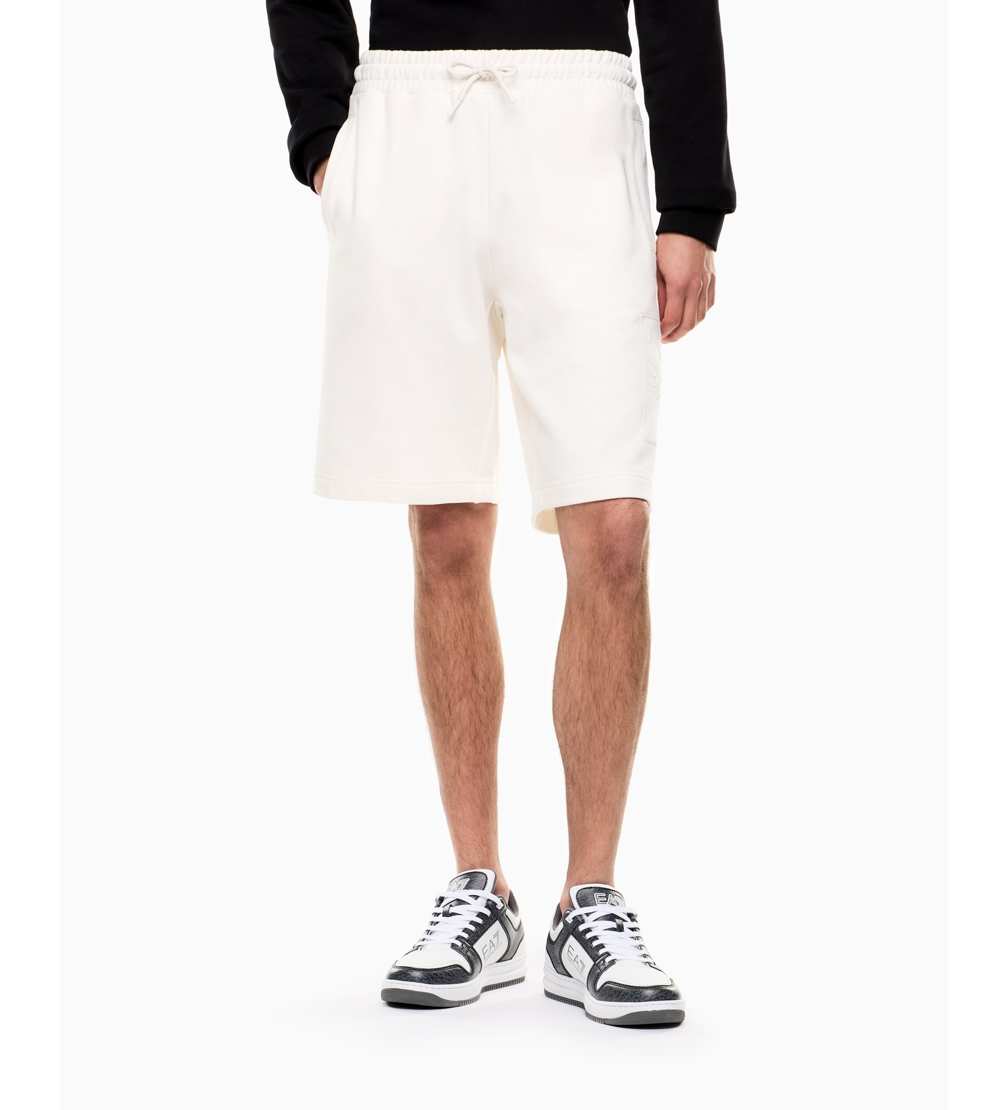 EA7 für Herren. 7M001491_AF17787 Logo Series Shorts M Weiß (S), Lässig, Sportlich, Baumwolle, Sportbekleidung, Multisport