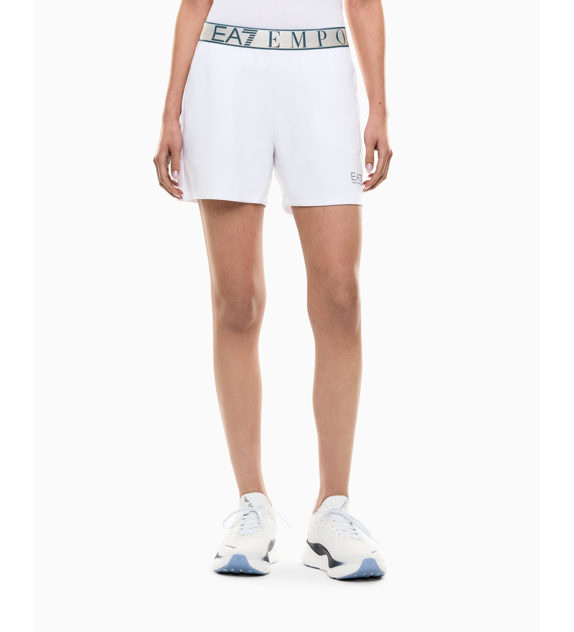 EA7 für Damen. 7W001153_AF12501 Weiße kurze Hose aus technischem Gewebe Natural VENTUS7 Dynamic Athlete (M), Lässig, Sportlich, Recyceltes P