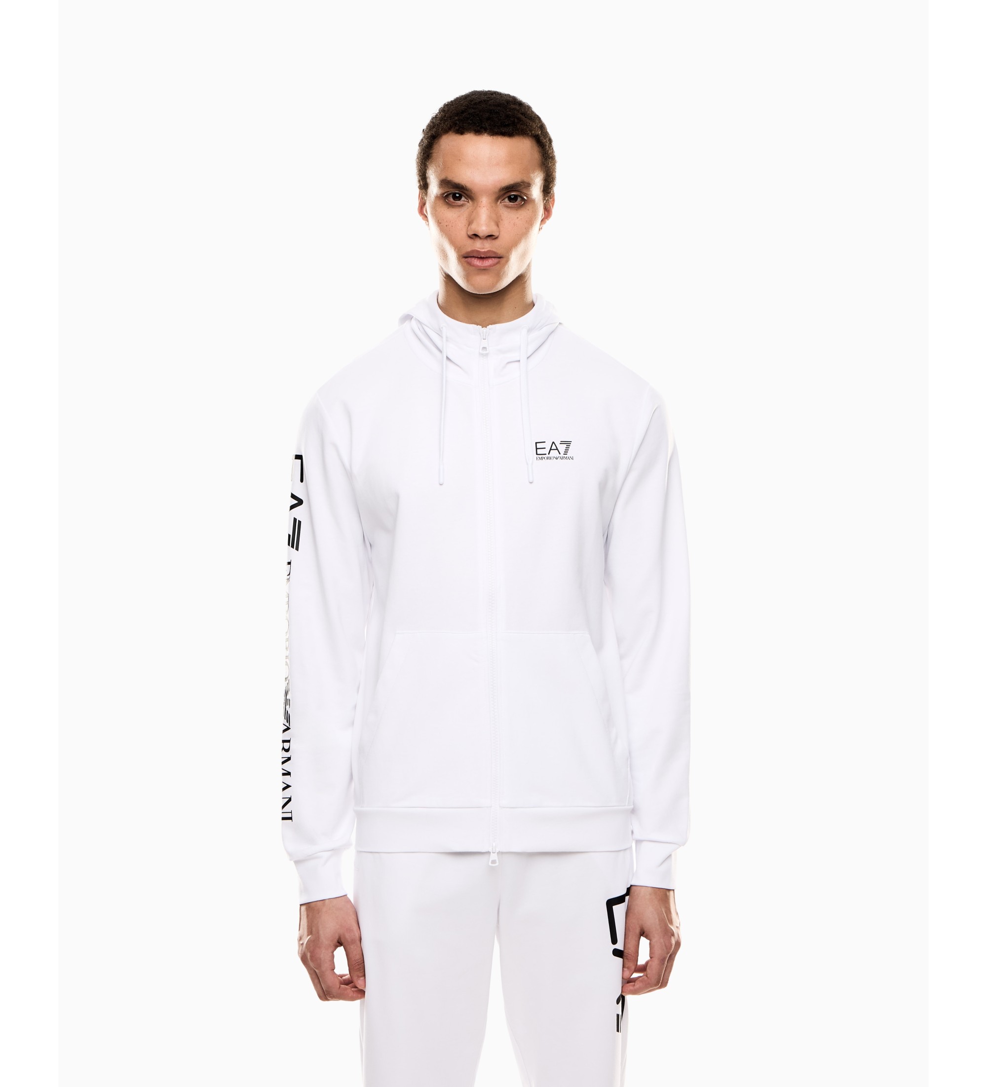 EA7 für Herren. 7M000568_AF13512 Kapuzenpulli Logo Serie weiß (S), Lässig, Sportlich, Baumwolle, Multisport, Langarm