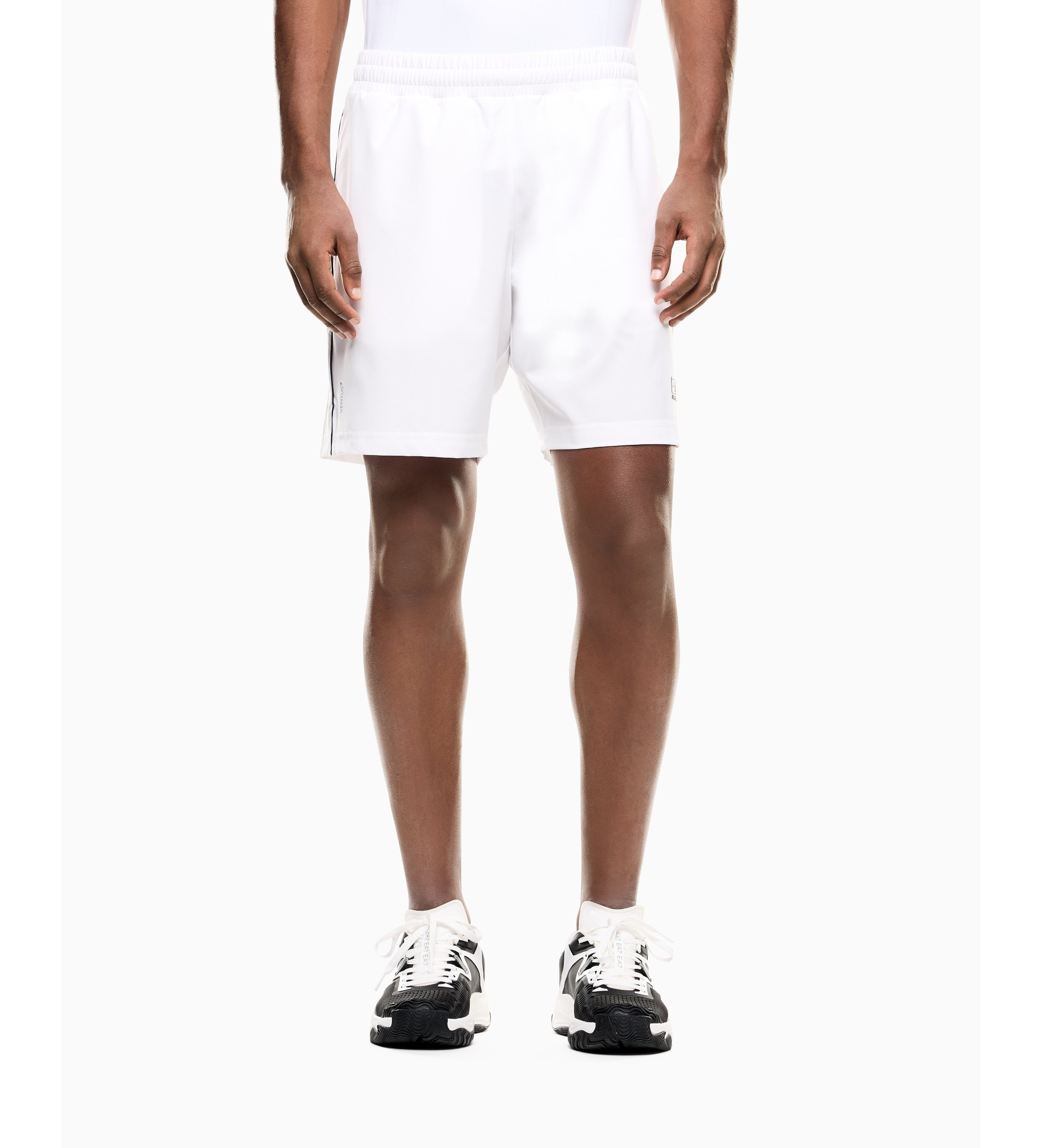 EA7 für Herren. 7M001525_AF21059 Tennis Pro Shorts weiß (M), Sportlich, Sportbekleidung, Multisport, Polyamid