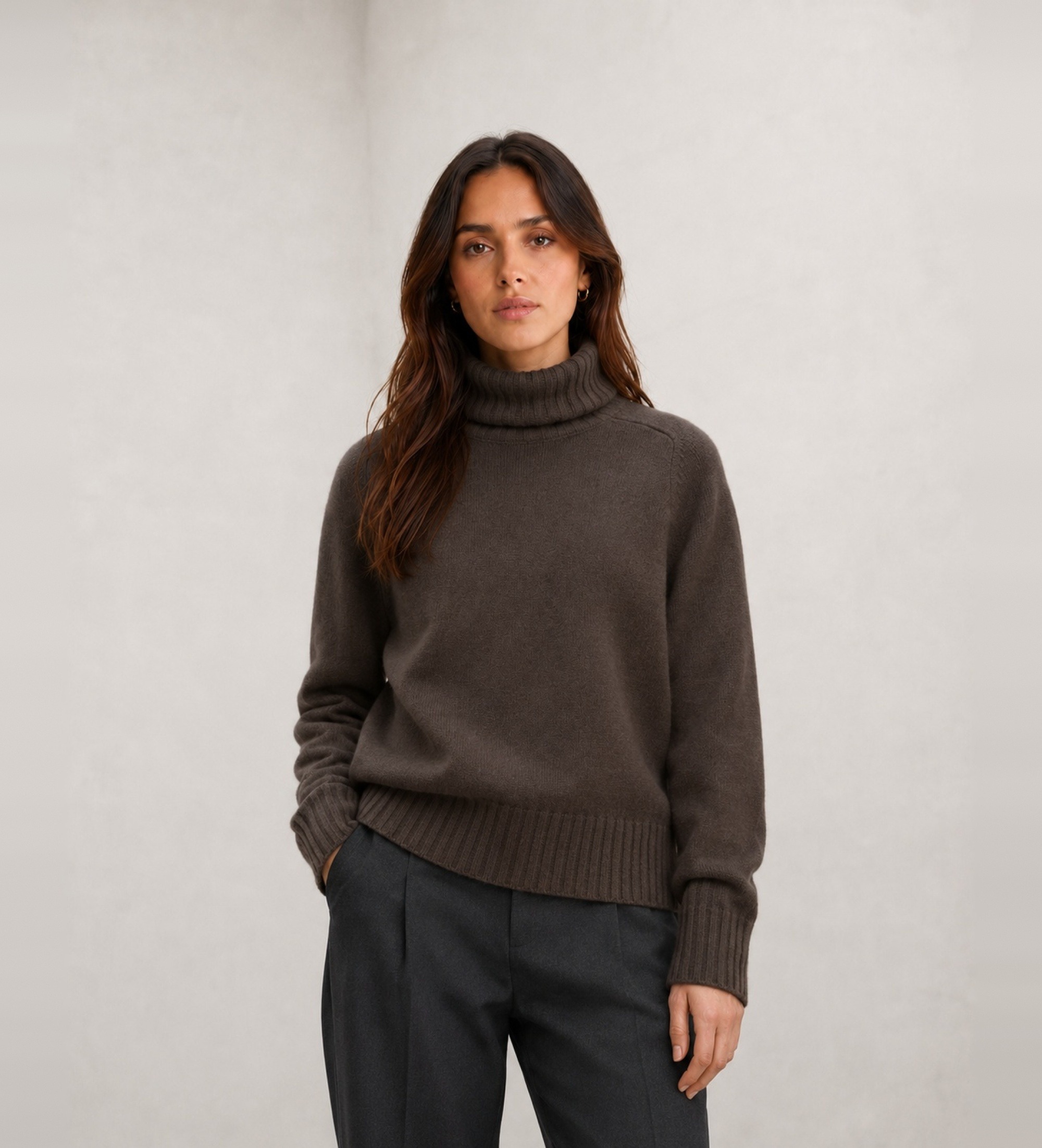 ECOALF für Damen. MCWGAKNCAQUI0632W26-546 Pullover Caqui dunkelbraun (S), Lässig, Langarm, Nachhaltig, Recycelte Wolle