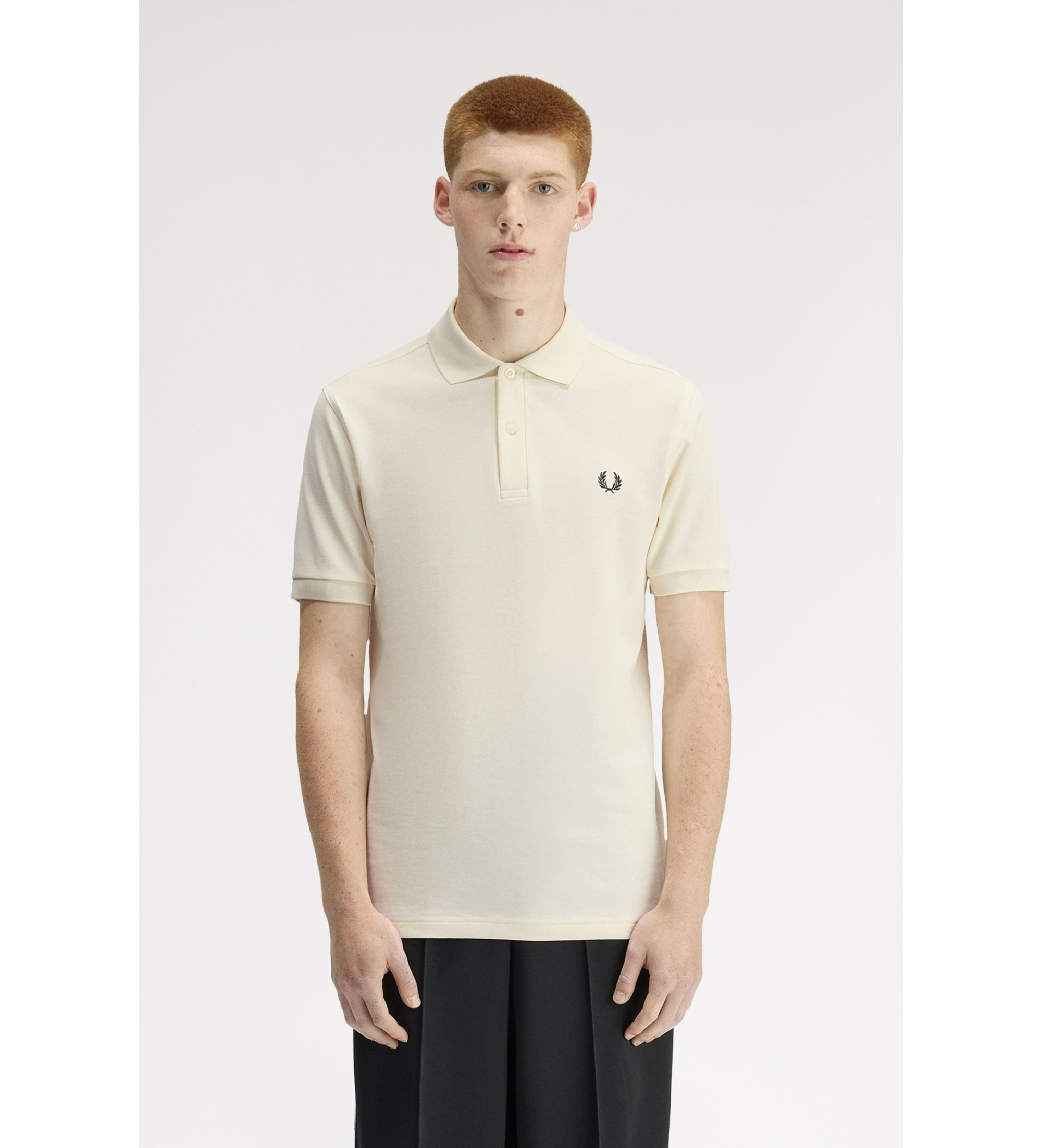 Fred Perry für Herren. M6000 Einfarbiges Poloshirt M6000 beige (S), Lässig, Baumwolle, Kurzarm