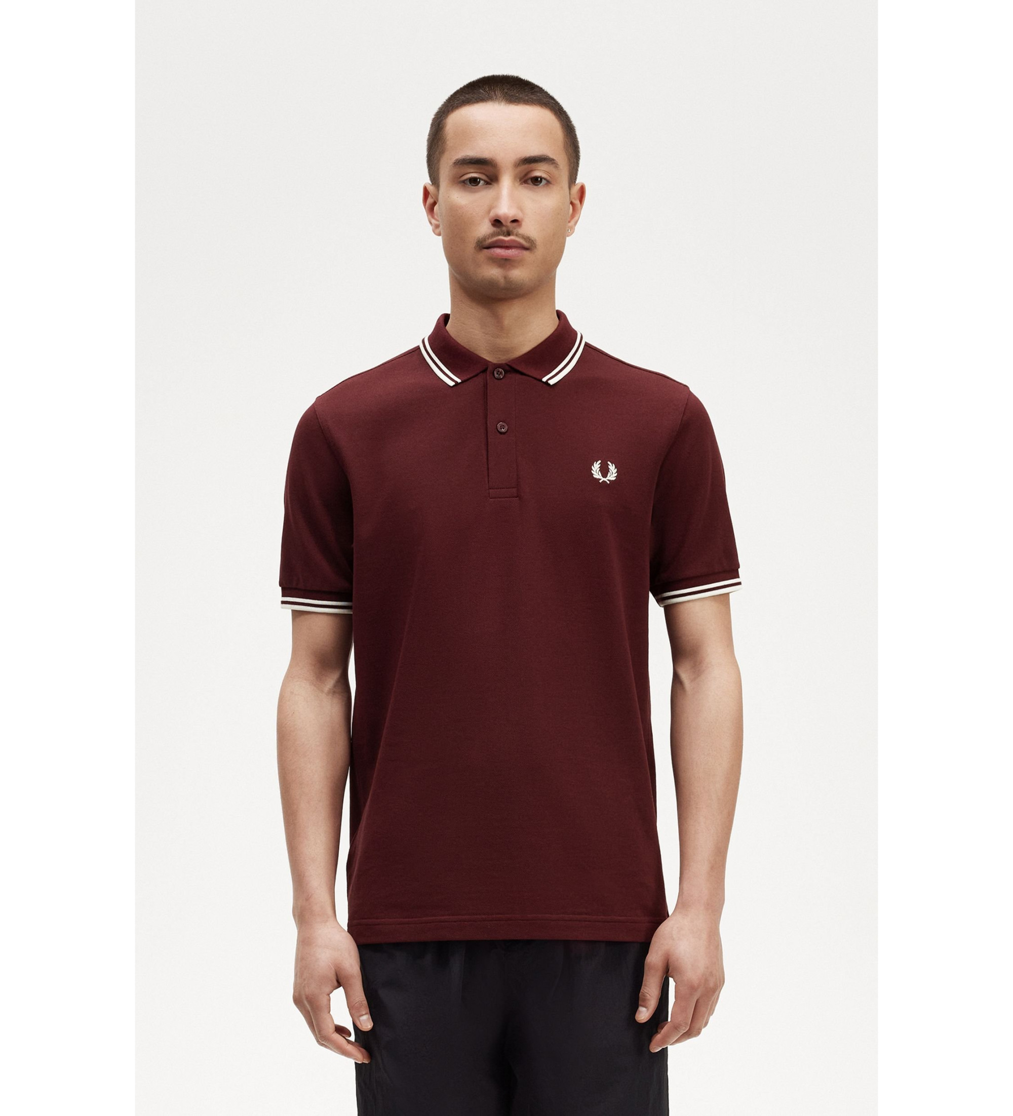 Fred Perryvoor mannen. M3600 Polo Twin Tipped granaatrood (S), Casual, Granaatappel, Katoen, Korte mouwen