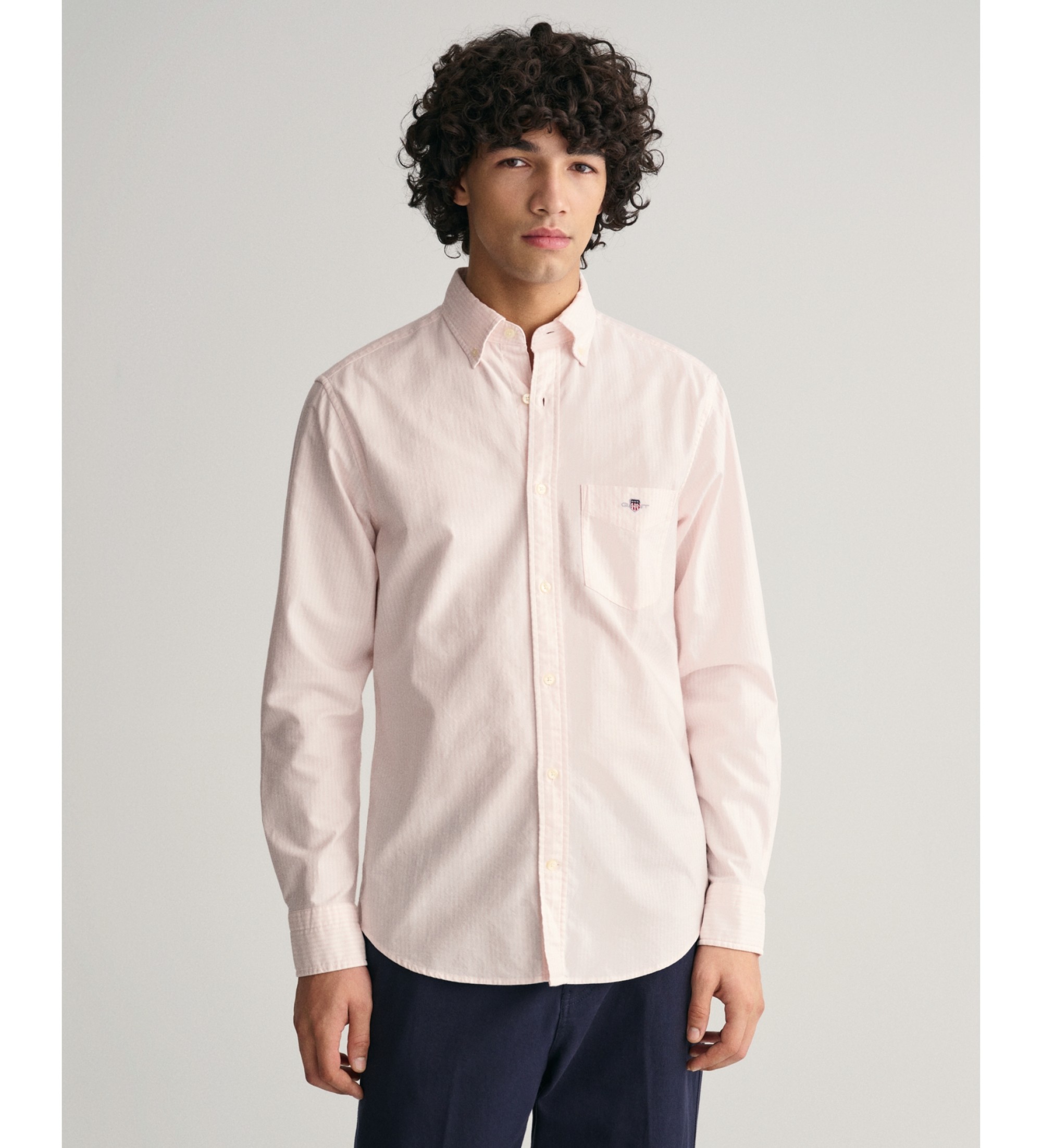 Gant für Herren. 3000230 Regulär geschnittenes Oxford-Hemd in Rosa mit feinen Streifen (S), Lässig, Baumwolle, Klassisch, Langarm
